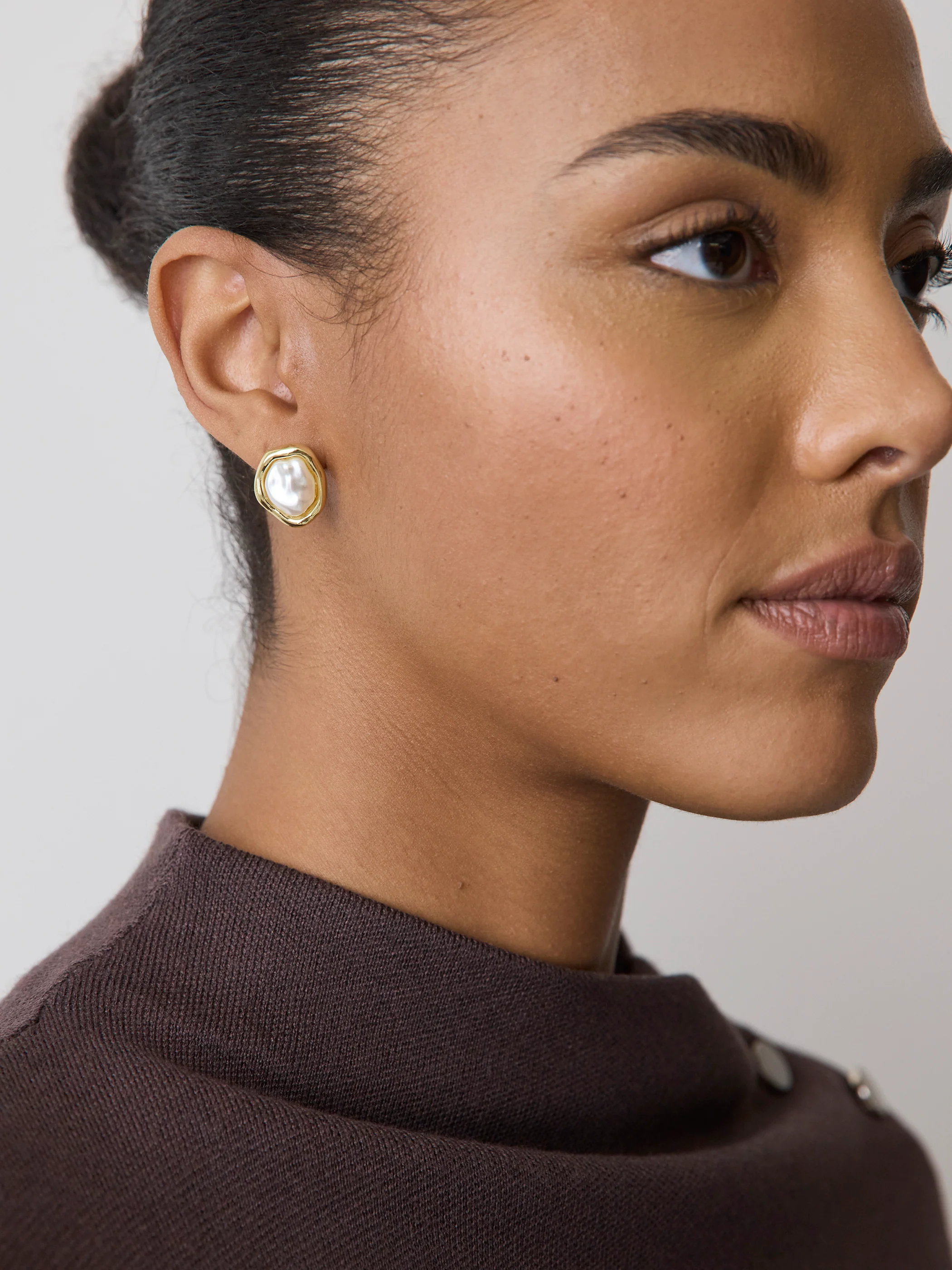 Baroque Pearl Earrings