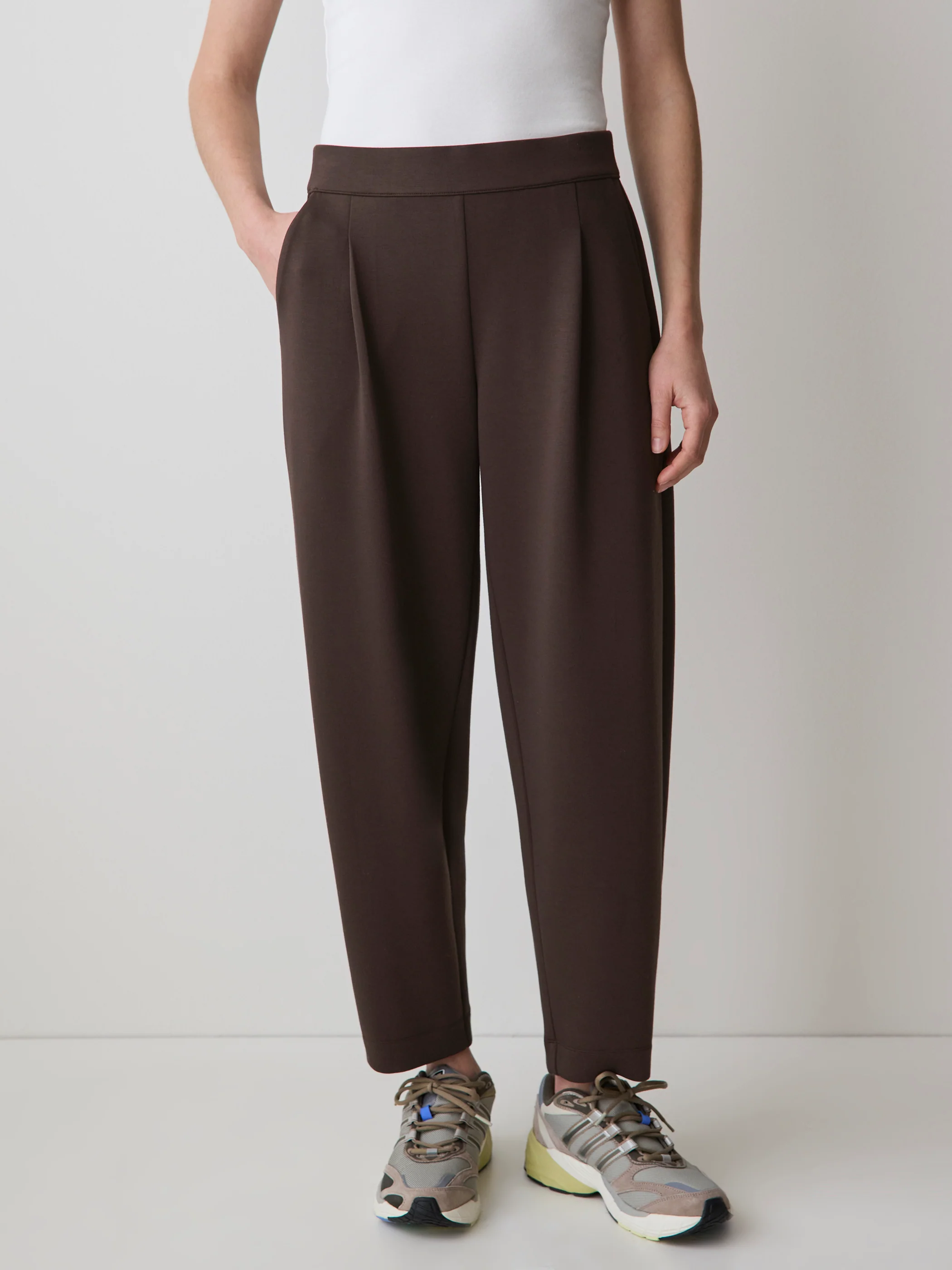 Barrel-Leg Lounge Pant