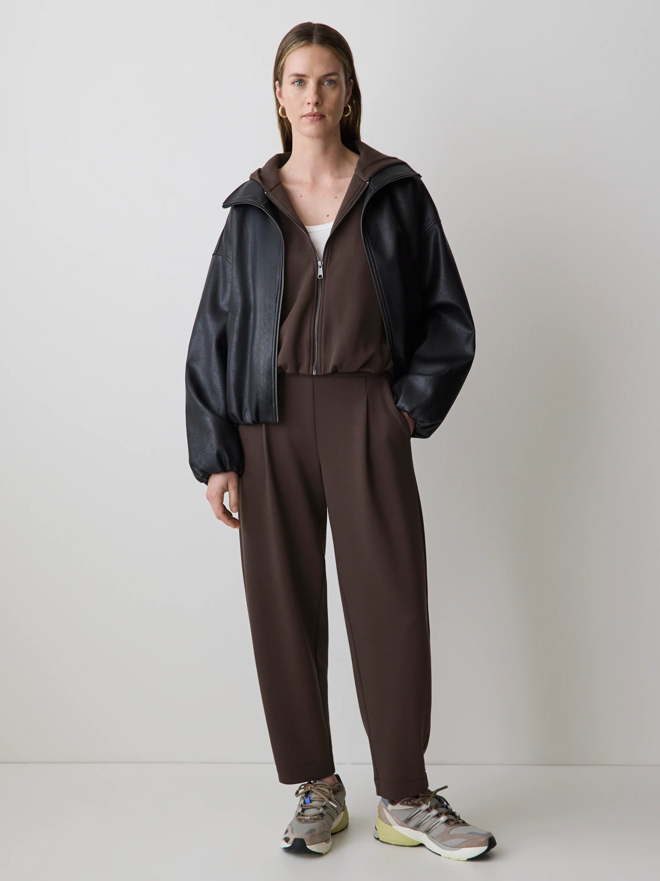 Barrel-Leg Lounge Pant - Image 2