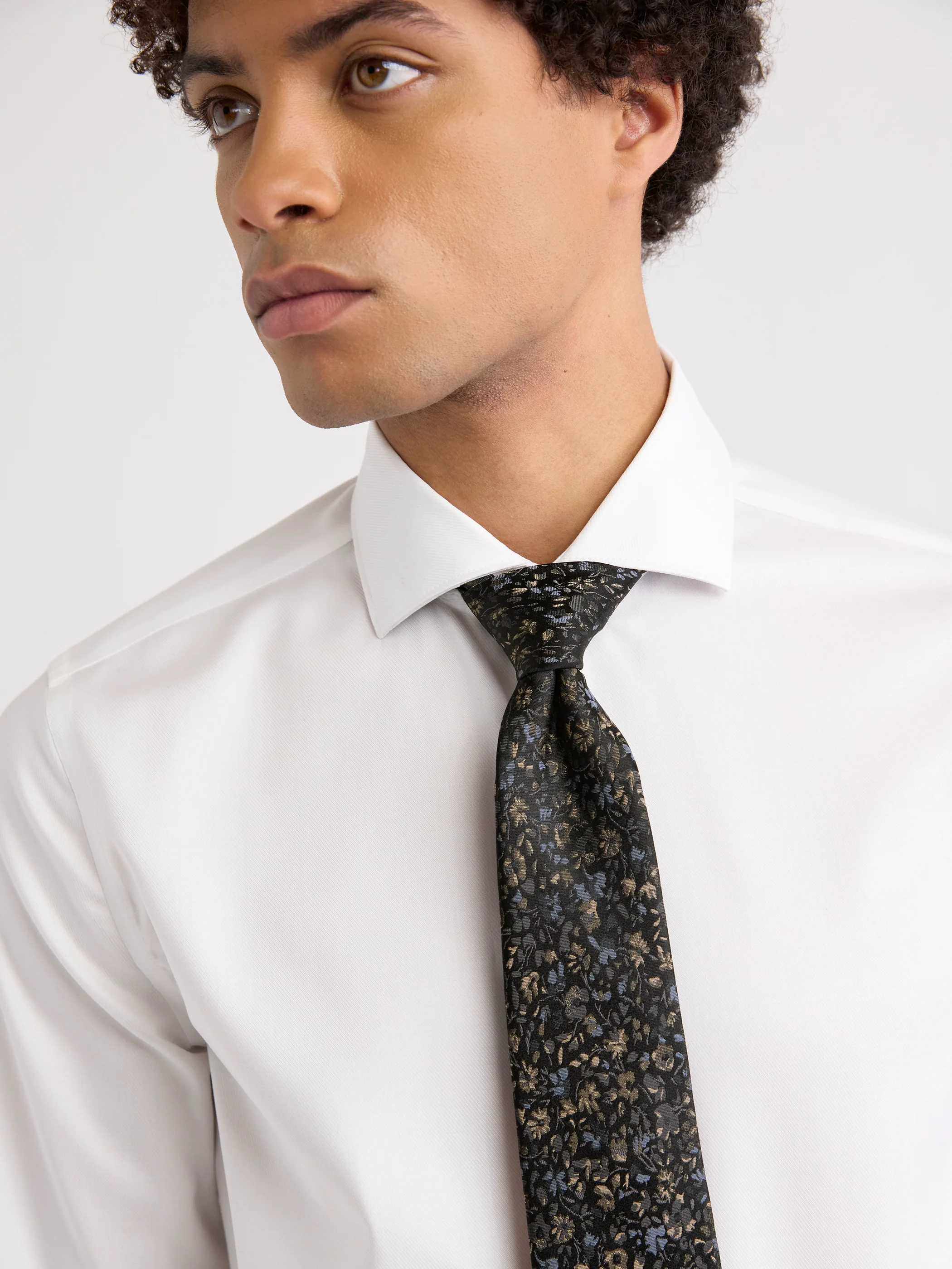 Black Regular Tie with Floral Pattern
