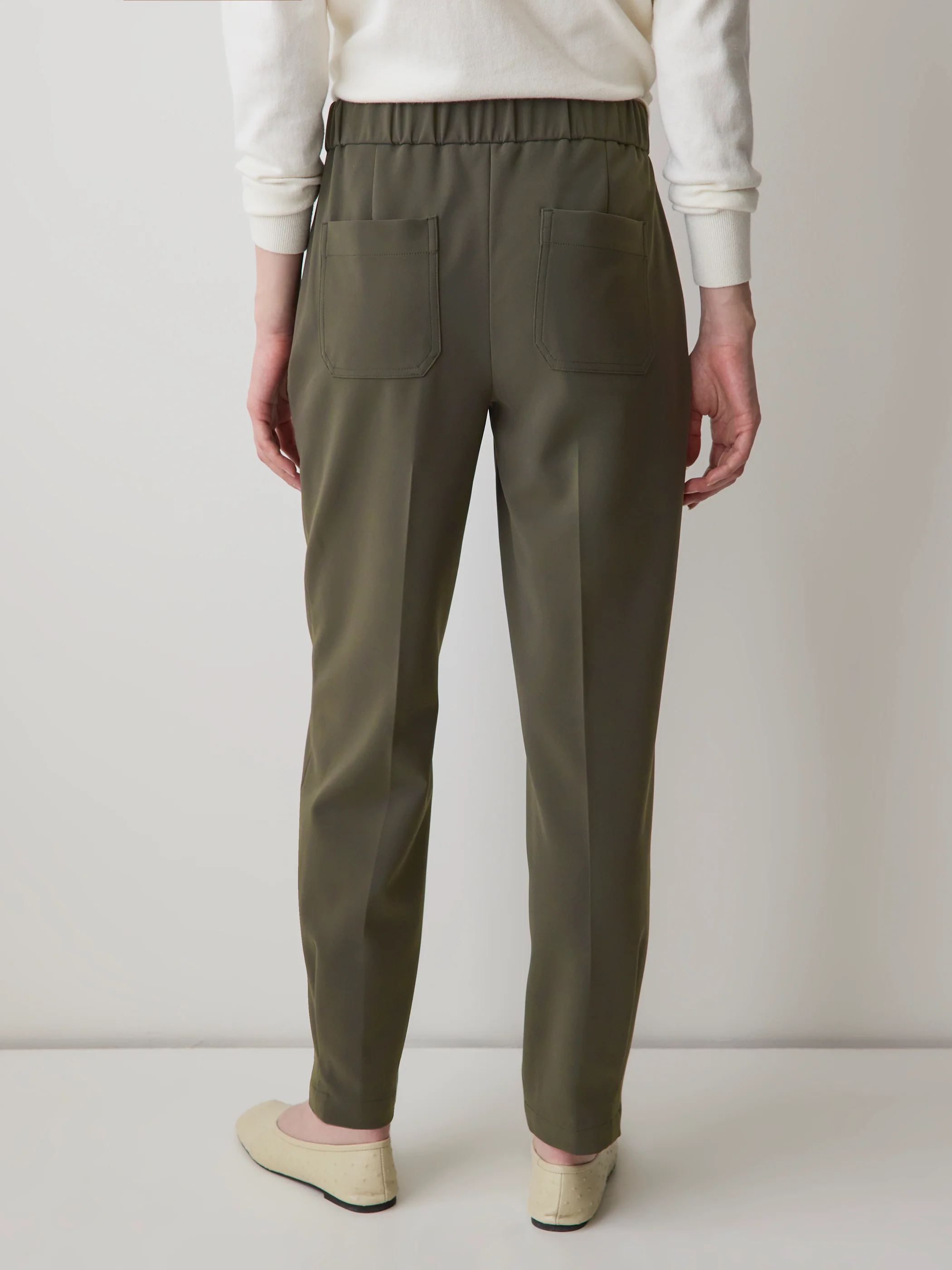 Mid-Rise Tapered-Leg Flowy Jogger Pant - Image 15