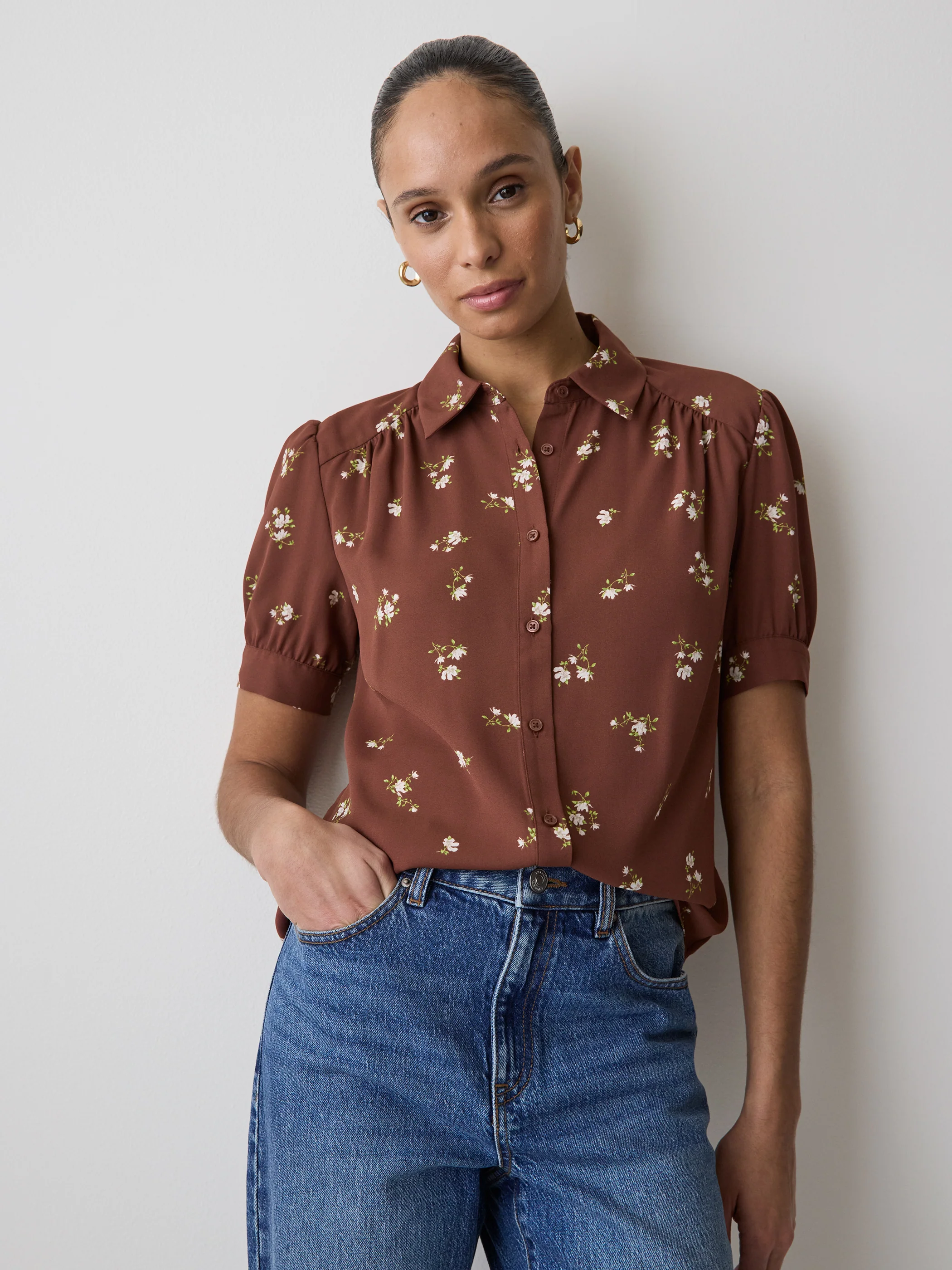 Silky Crepe Short-Sleeve Buttoned-Down Blouse - Image 7