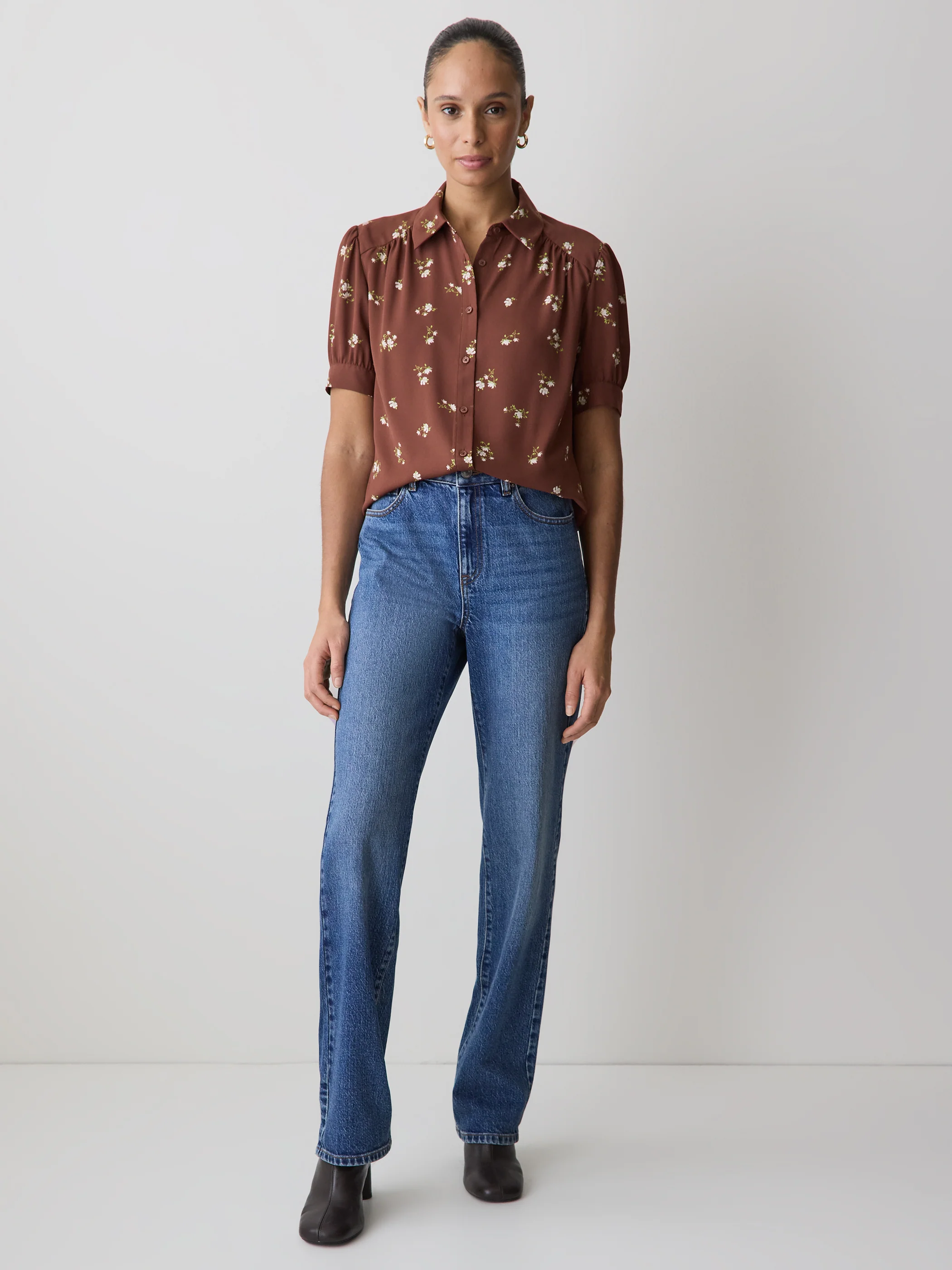 Silky Crepe Short-Sleeve Buttoned-Down Blouse - Image 8