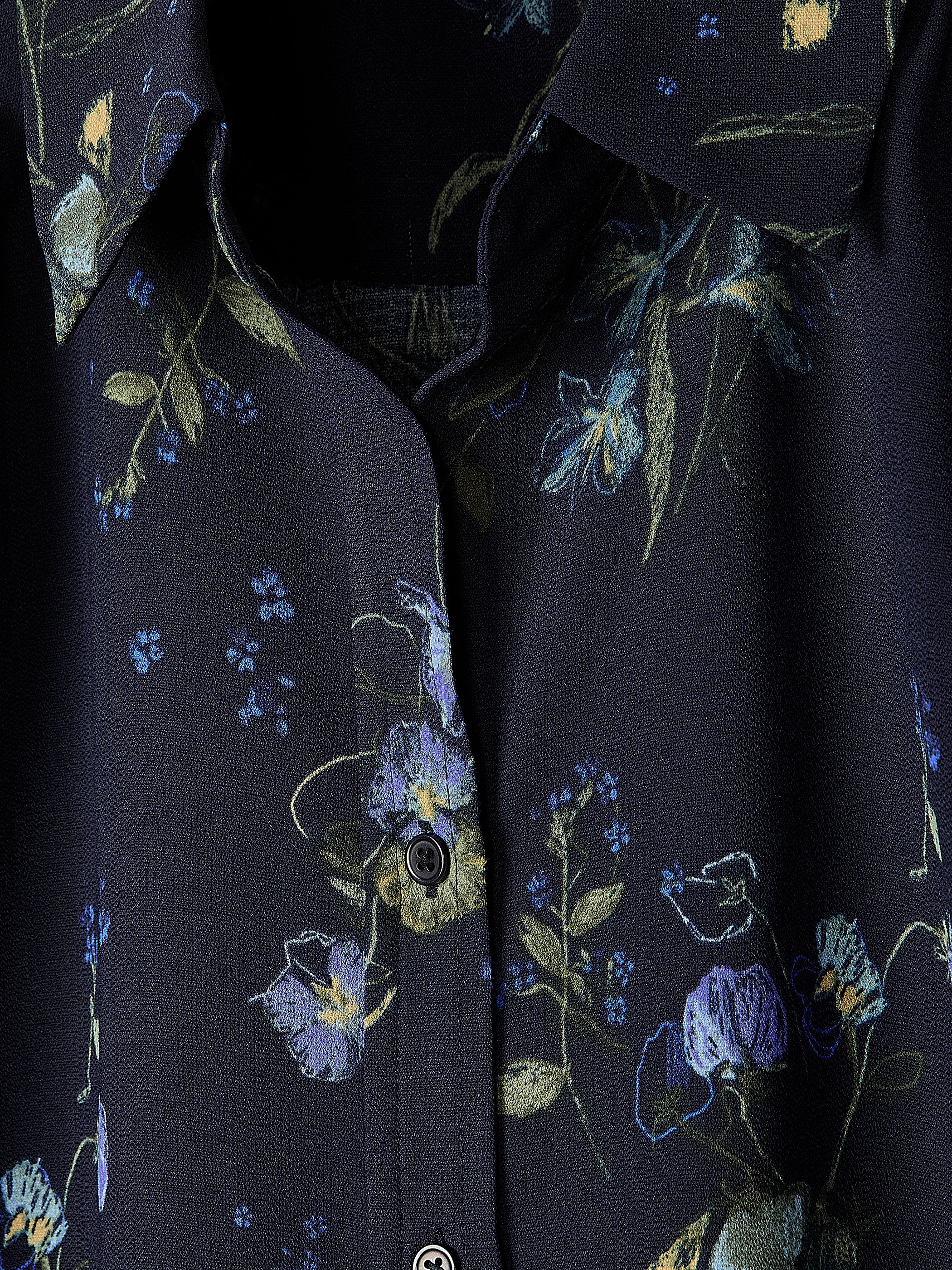 Short-Sleeve Buttoned-Down Blouse - Image 11