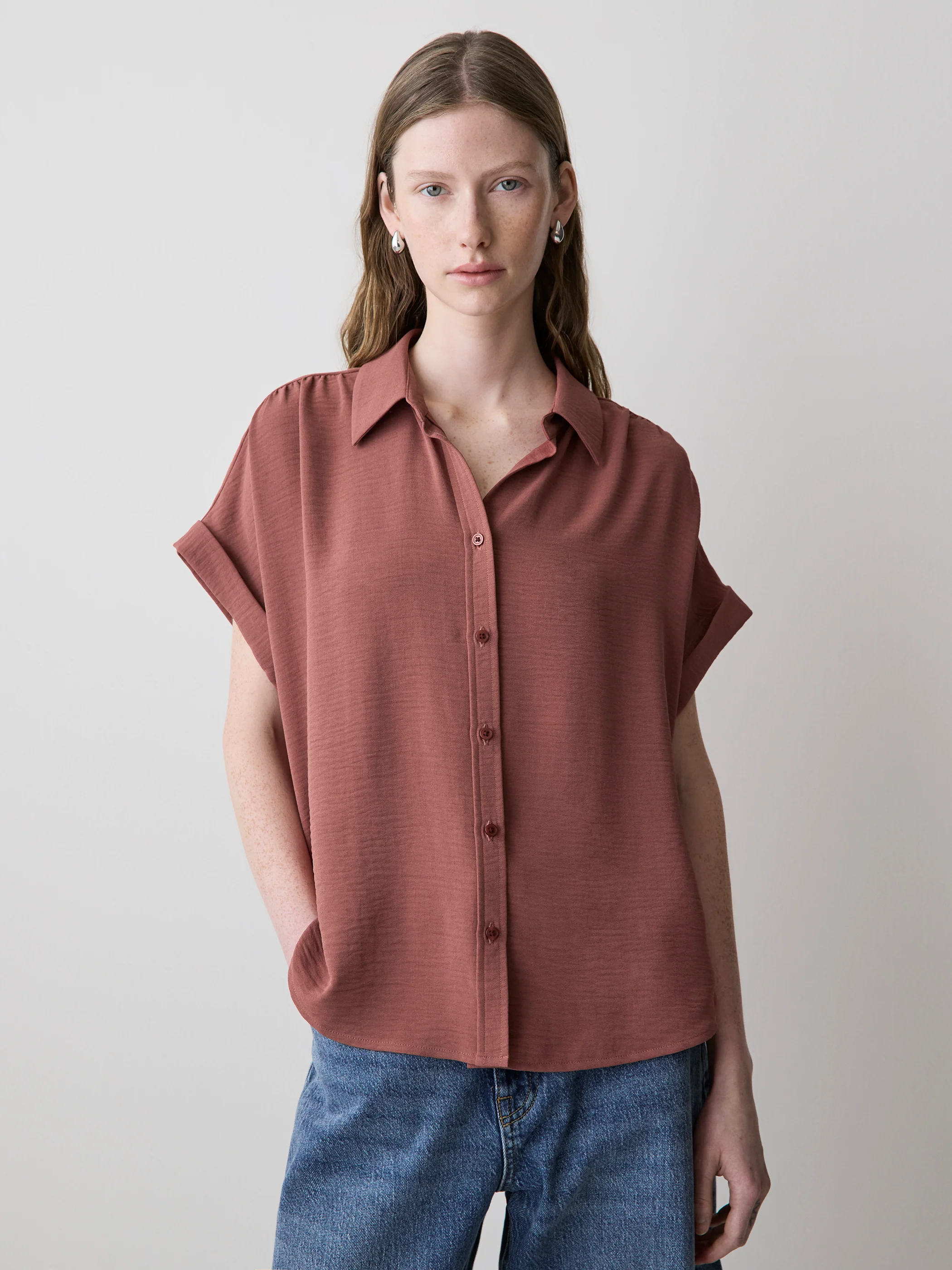 Short-Sleeve Buttoned-Down Blouse - Image 13