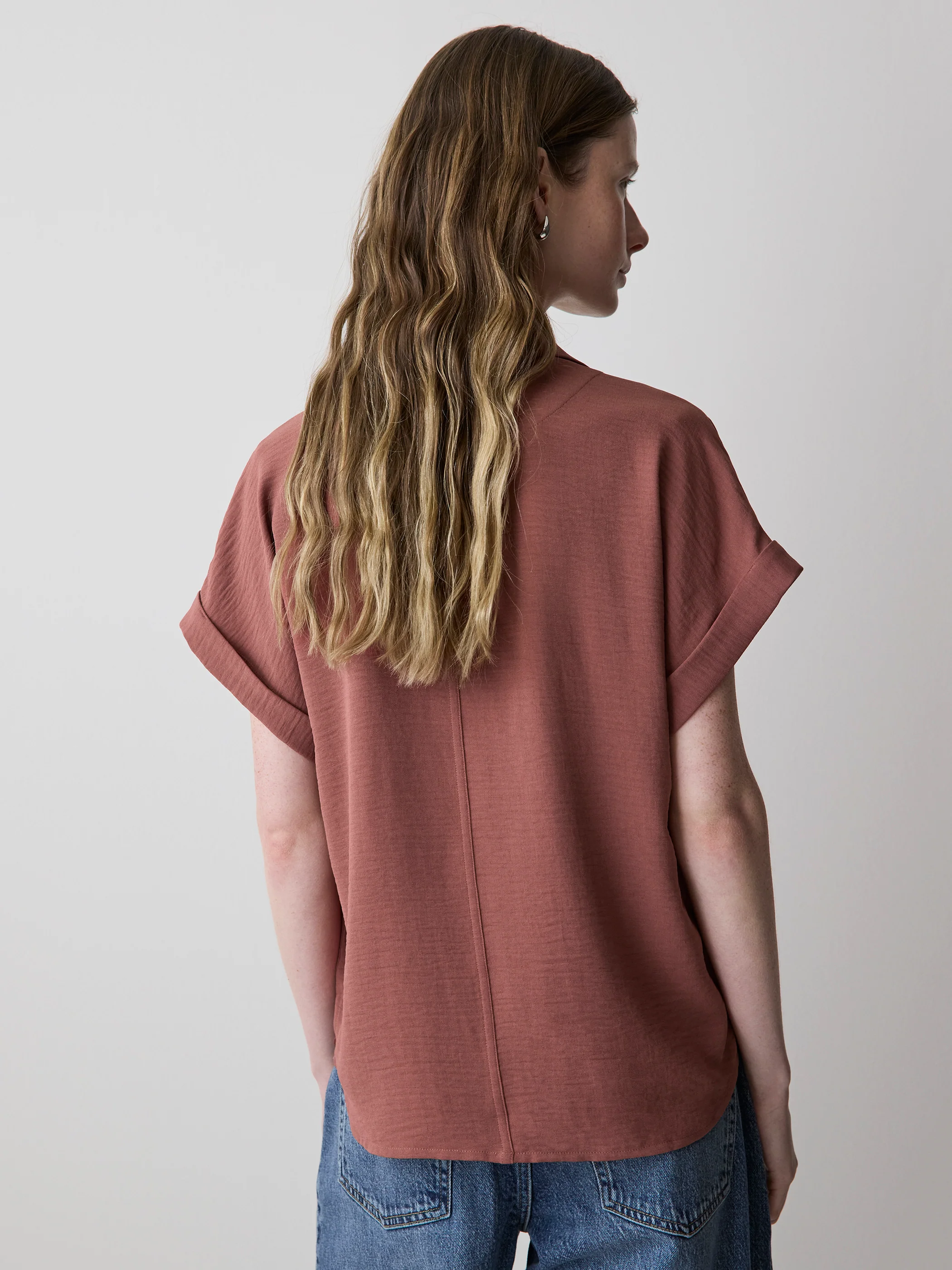 Short-Sleeve Buttoned-Down Blouse - Image 15