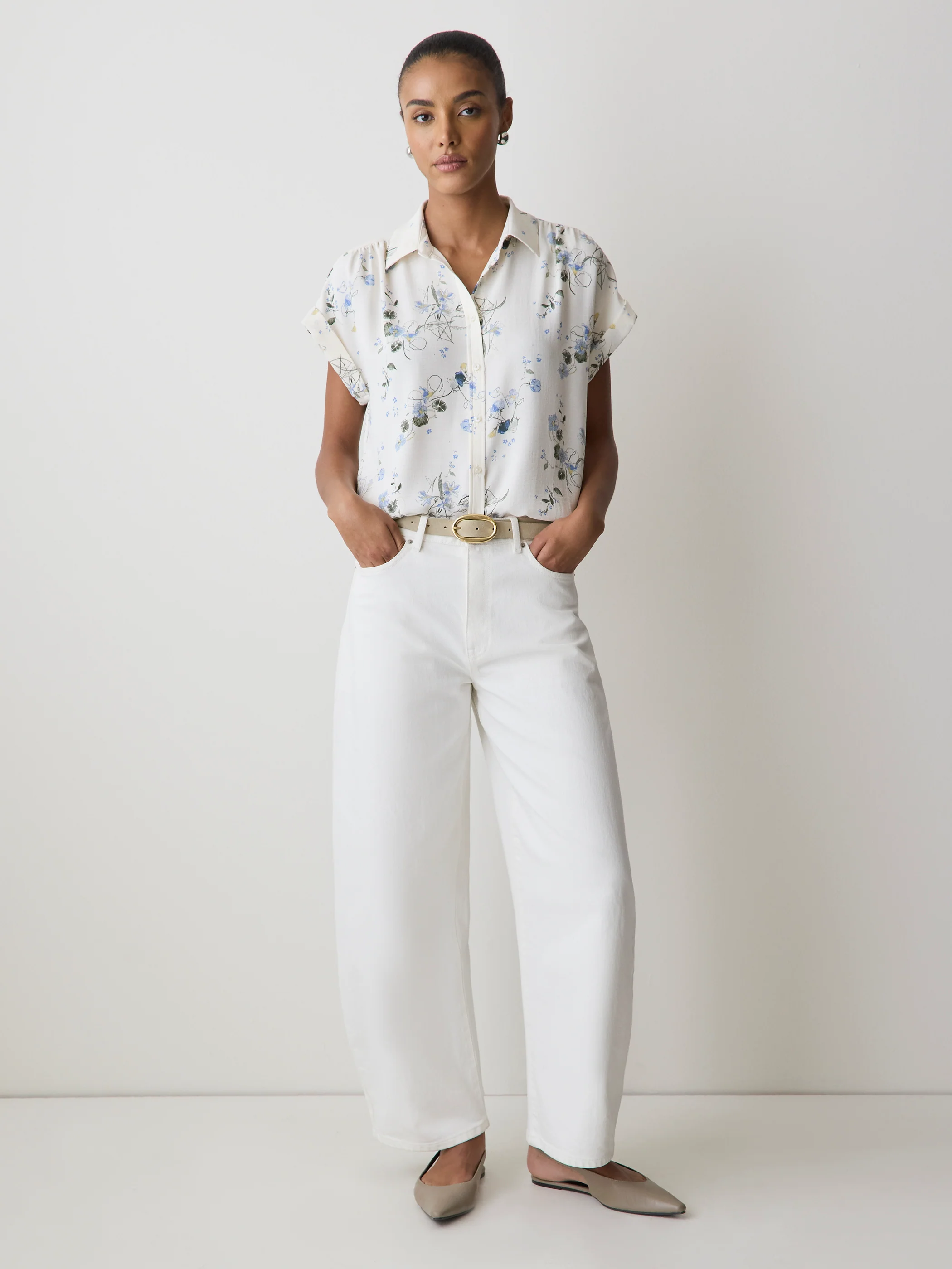 Short-Sleeve Buttoned-Down Blouse - Image 2