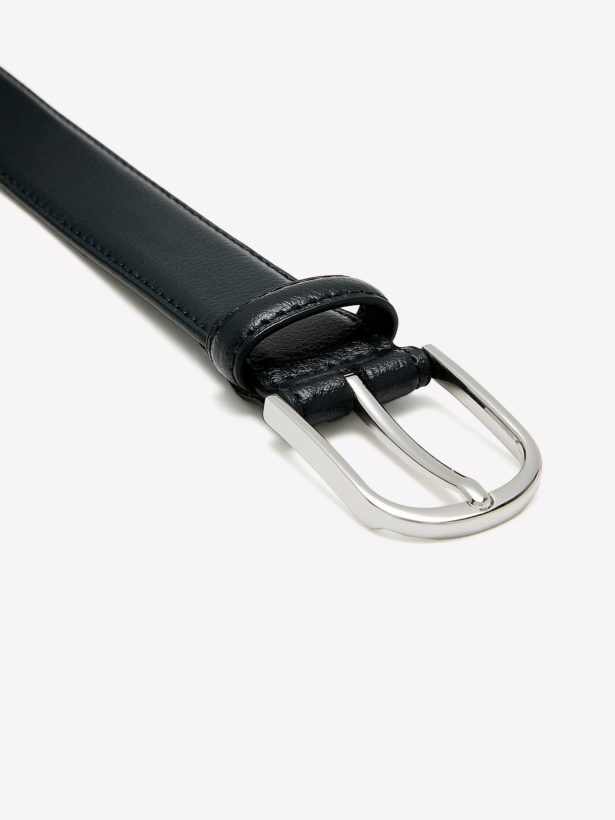 Dressy Leather Belt with Round Buckle - Image 4