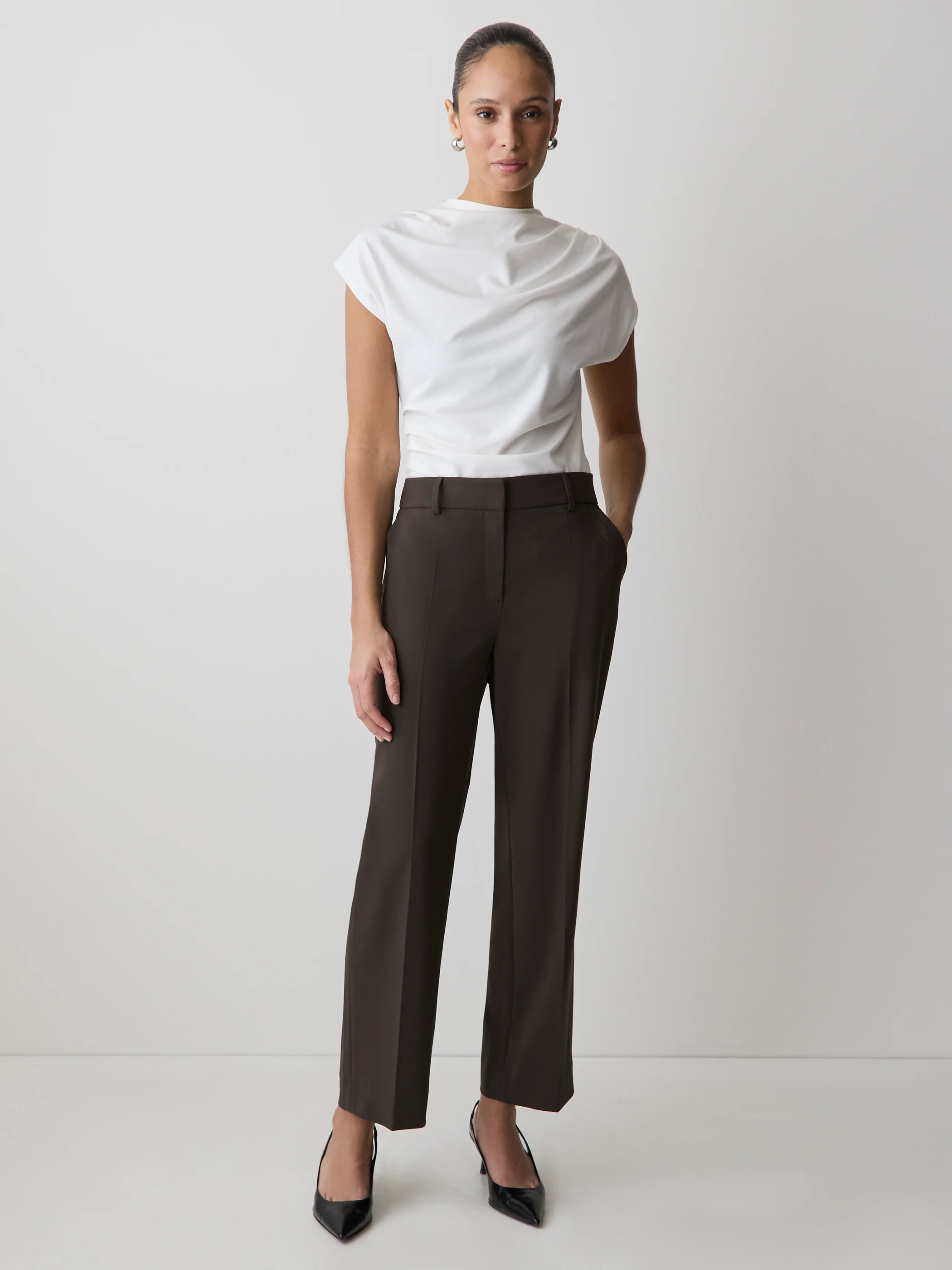 Mid-Rise Straight-Leg Cropped Pant - Image 5