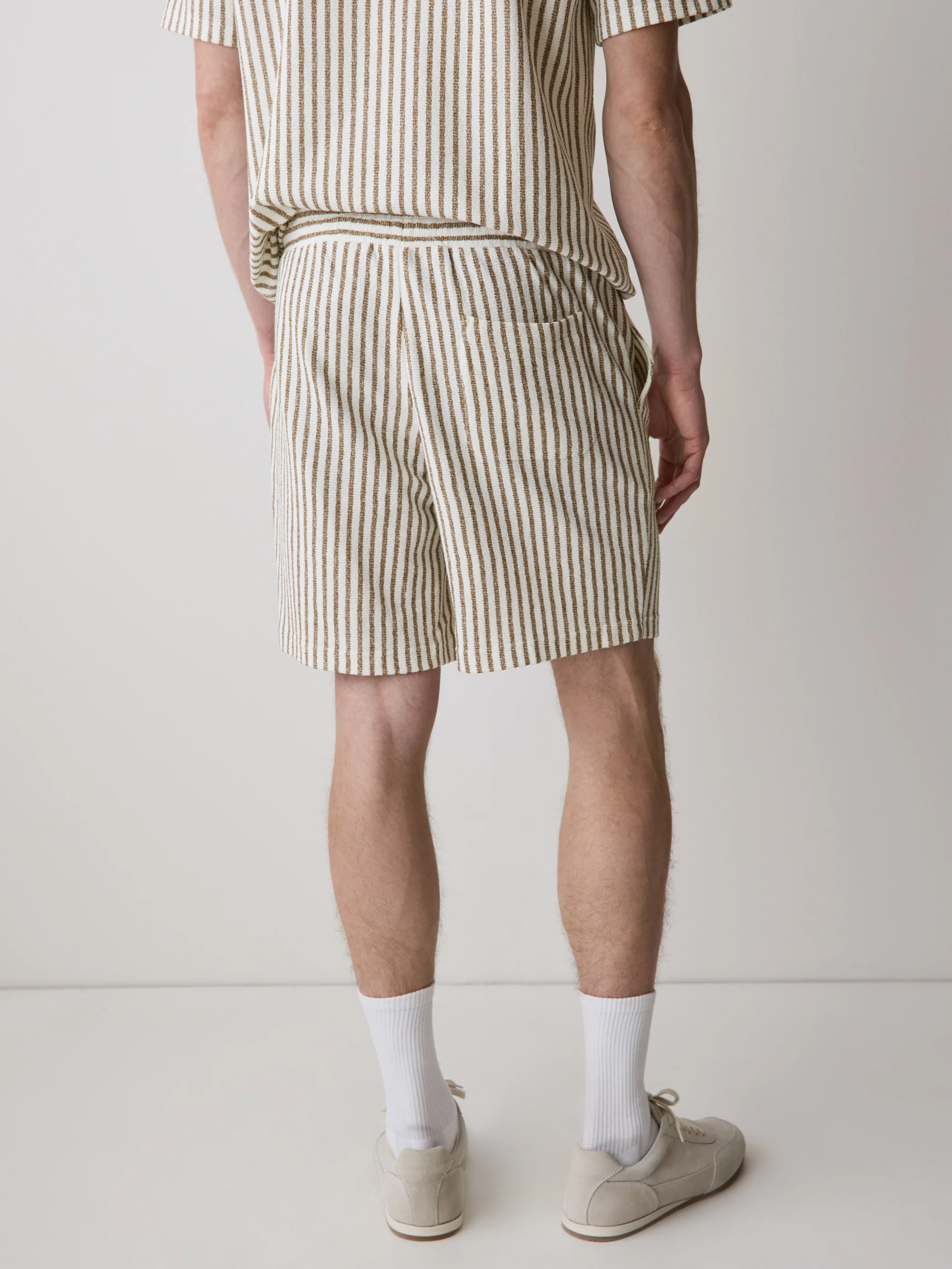 Striped Sweater Short with Elastic Waistband - Image 3
