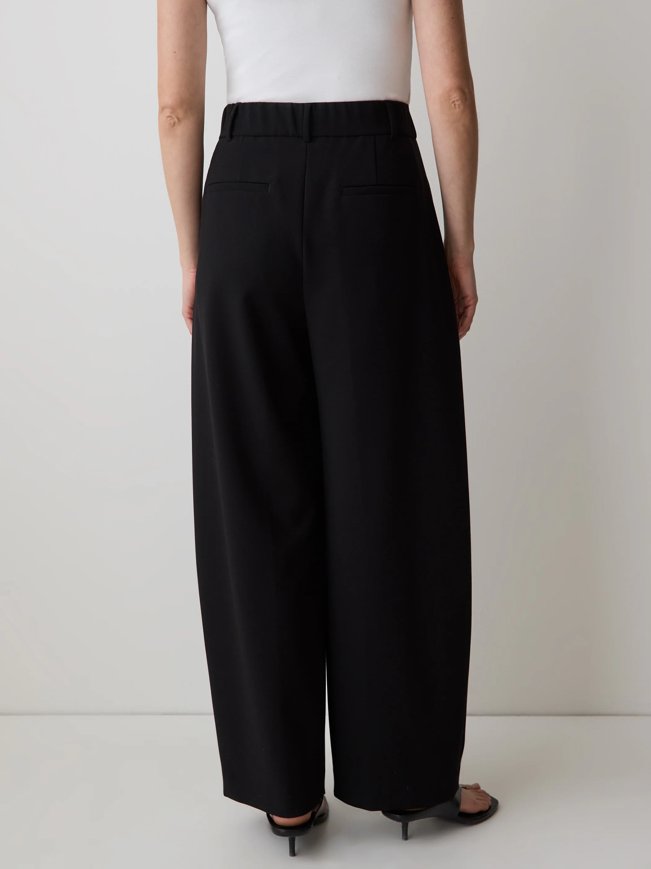 Twill High-Rise Barrel Pant - Image 4