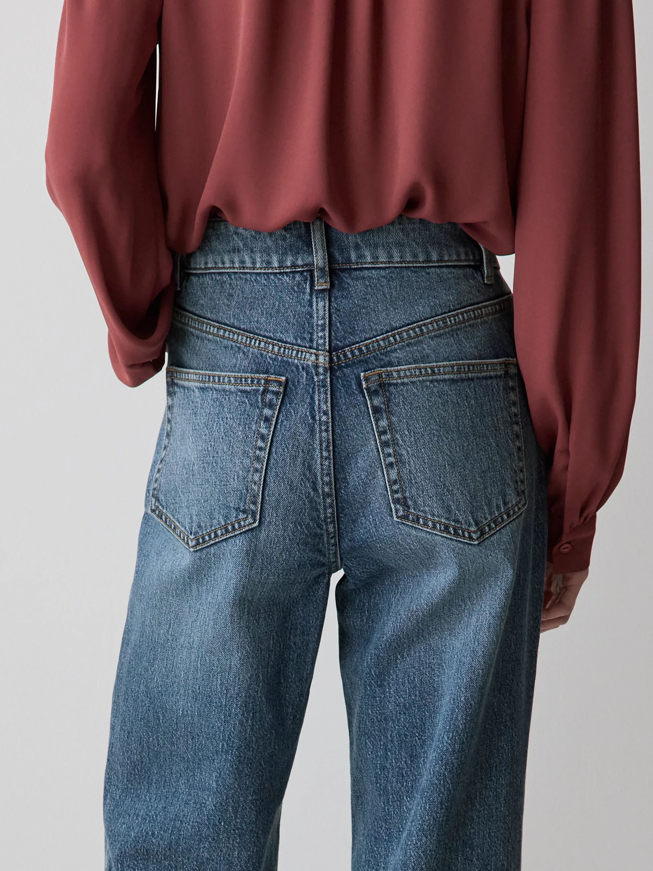 High-Rise Wide-Leg Jeans - Image 9