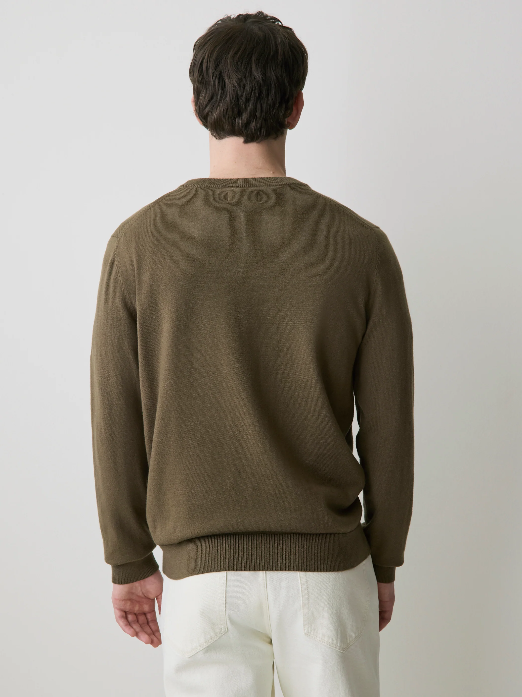 Long-Sleeve Crew-Neck Sweater - Image 18