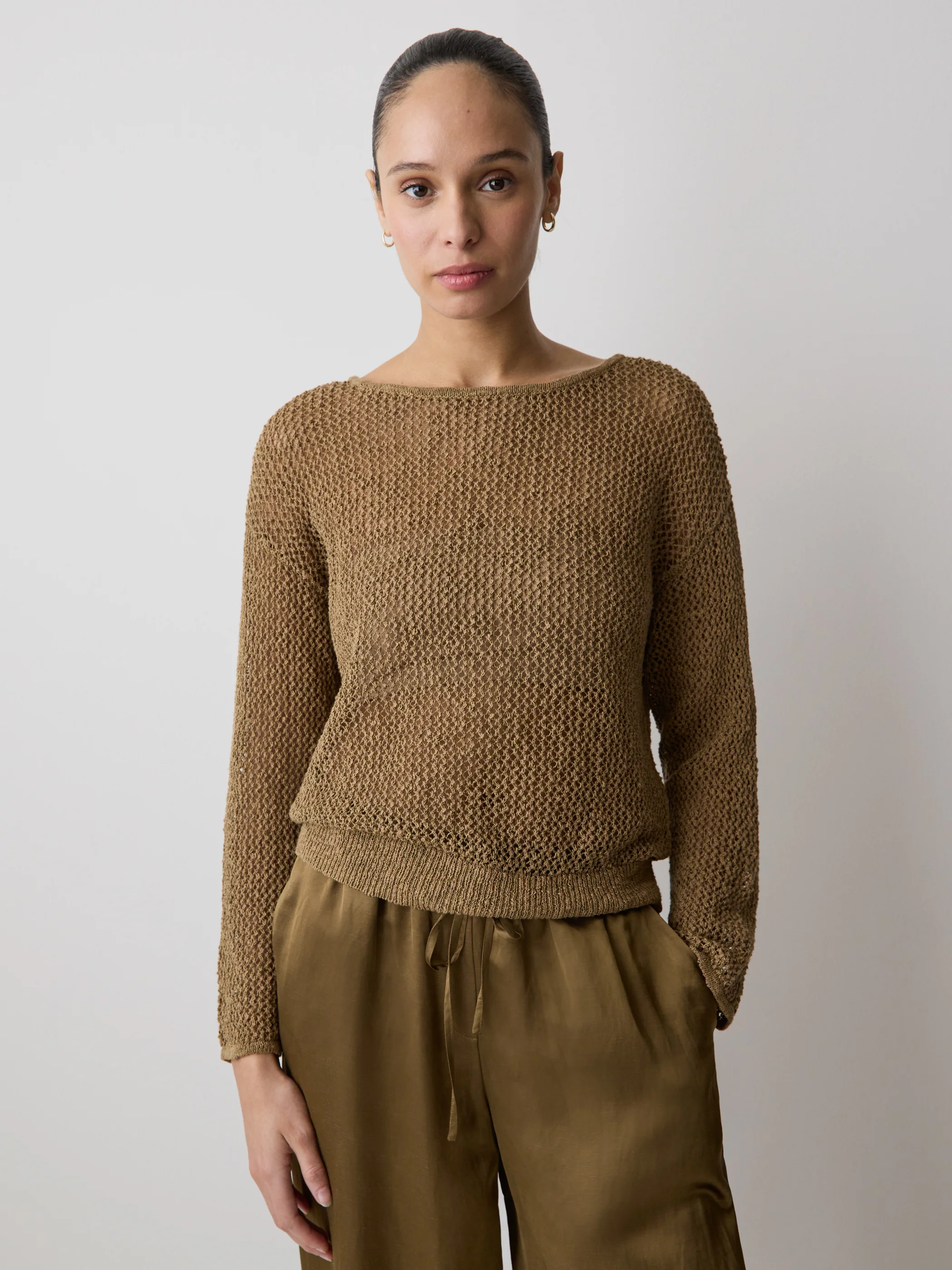 Long-Sleeve Crew-Neck Mesh Sweater - Image 4