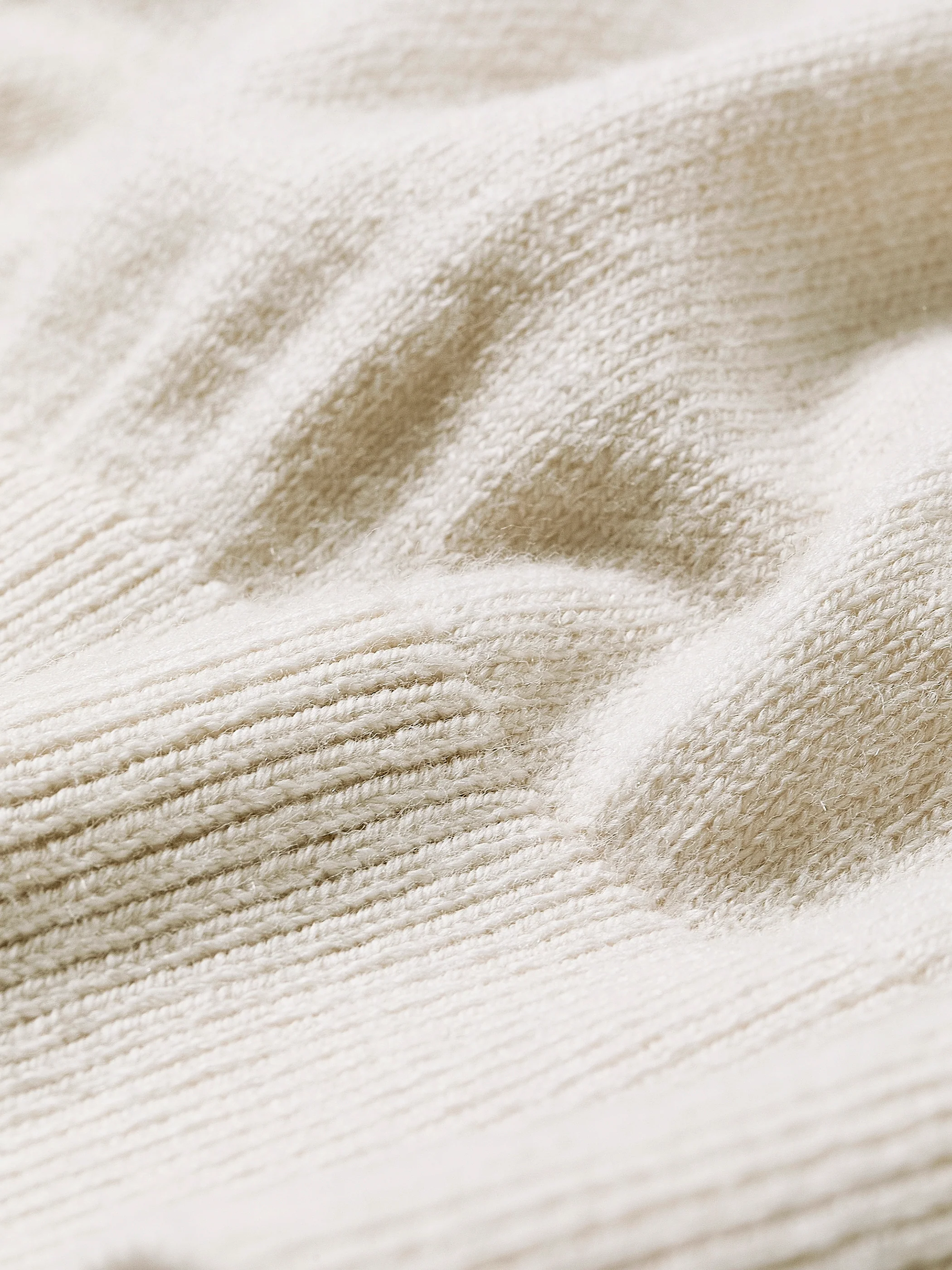 Long-Sleeve Polo Sweater - Image 28