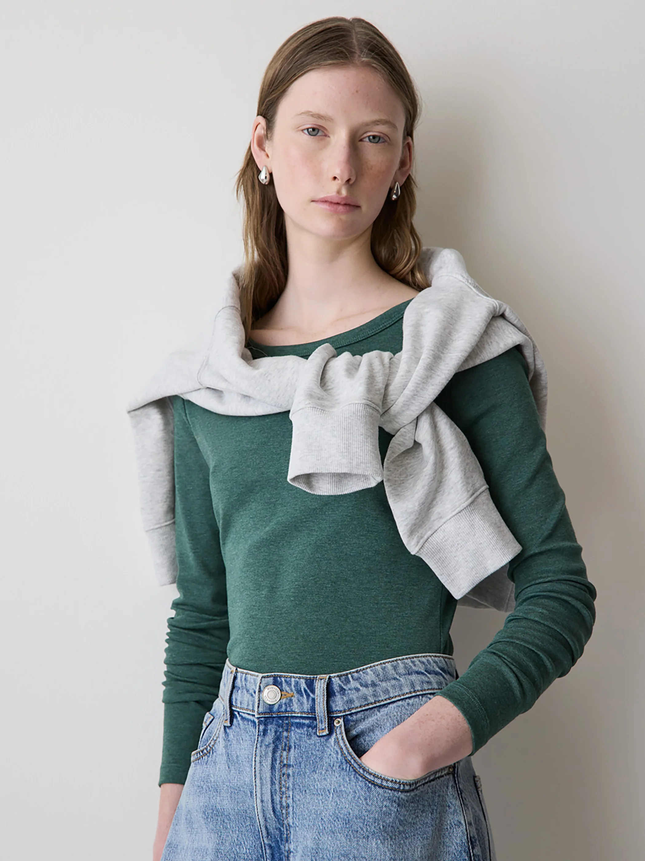 Luxe Knit Long-Sleeve Crew-Neck Fitted Ribbed Tee - Image 11