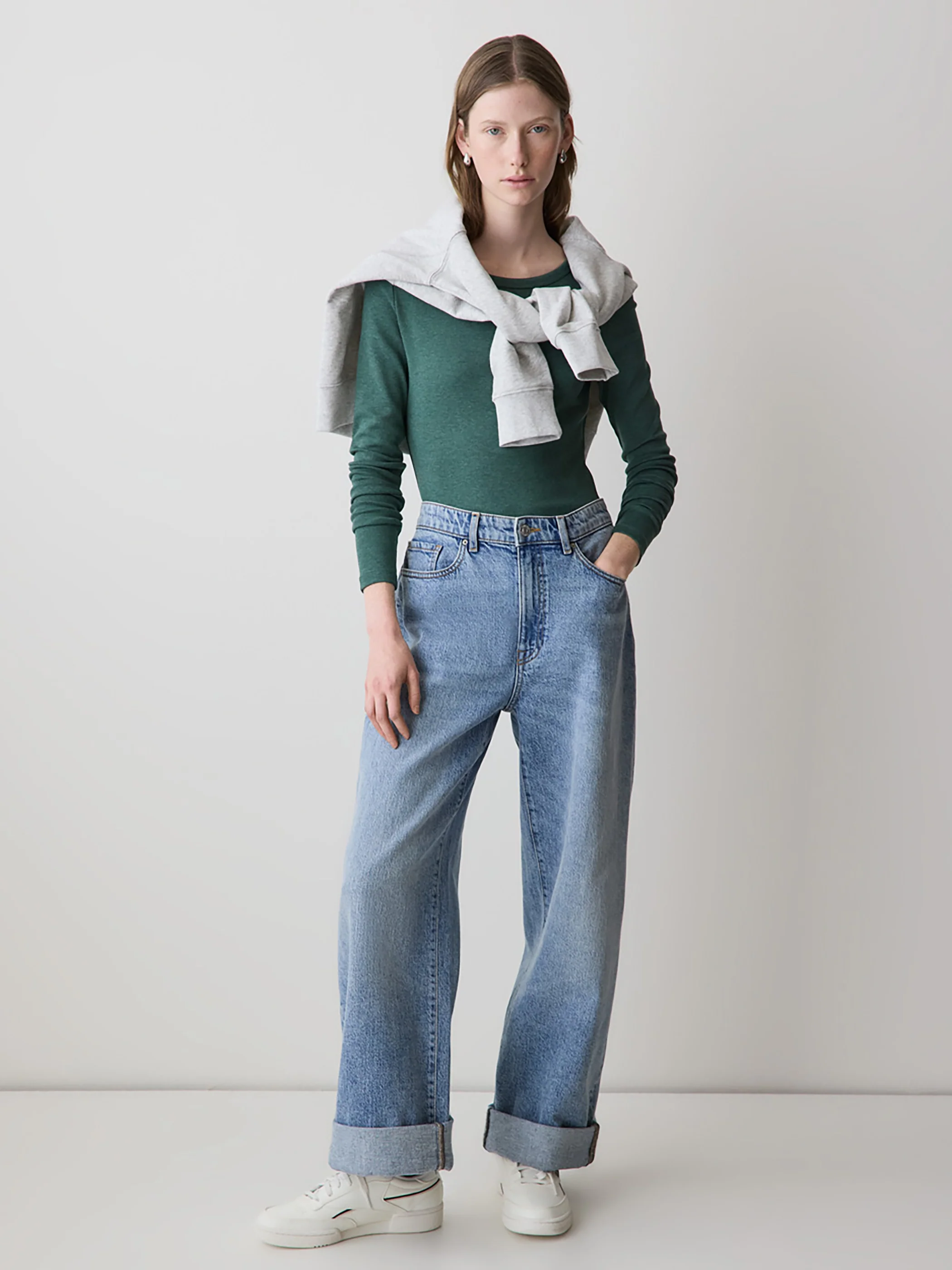 Luxe Knit Long-Sleeve Crew-Neck Fitted Ribbed Tee - Image 12