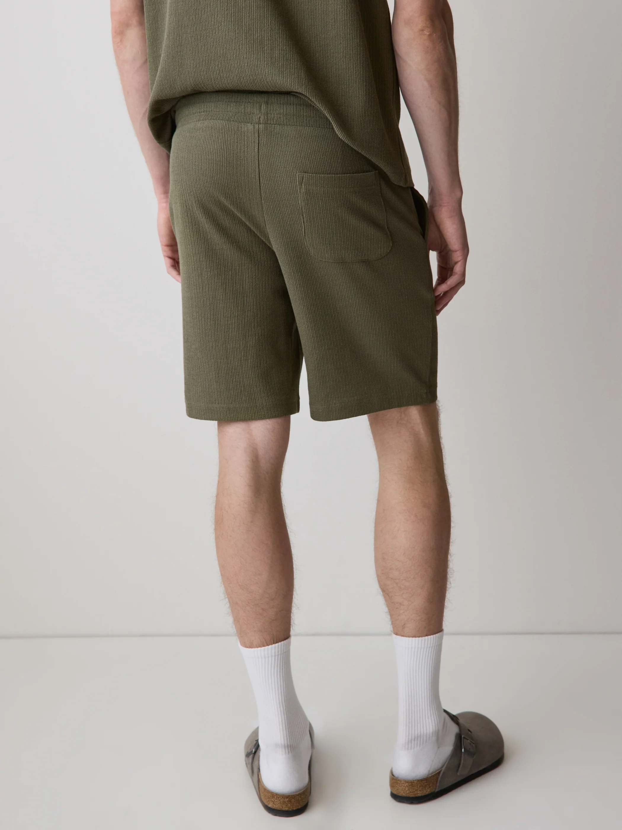 Ribbed Sweater Short with Elastic Waistband - Image 8