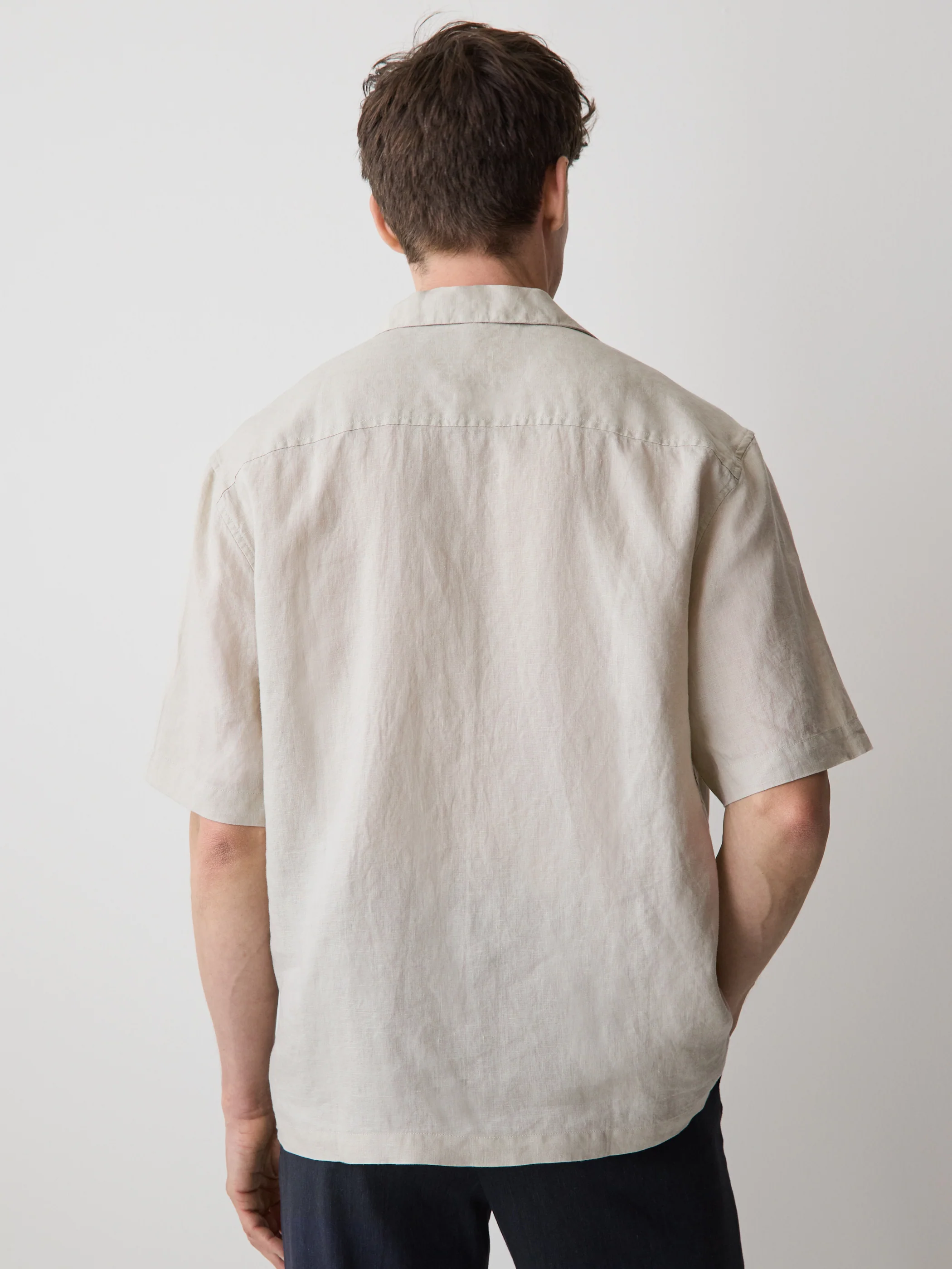 Short-Sleeve Linen Shirt with Camp Collar - Image 8