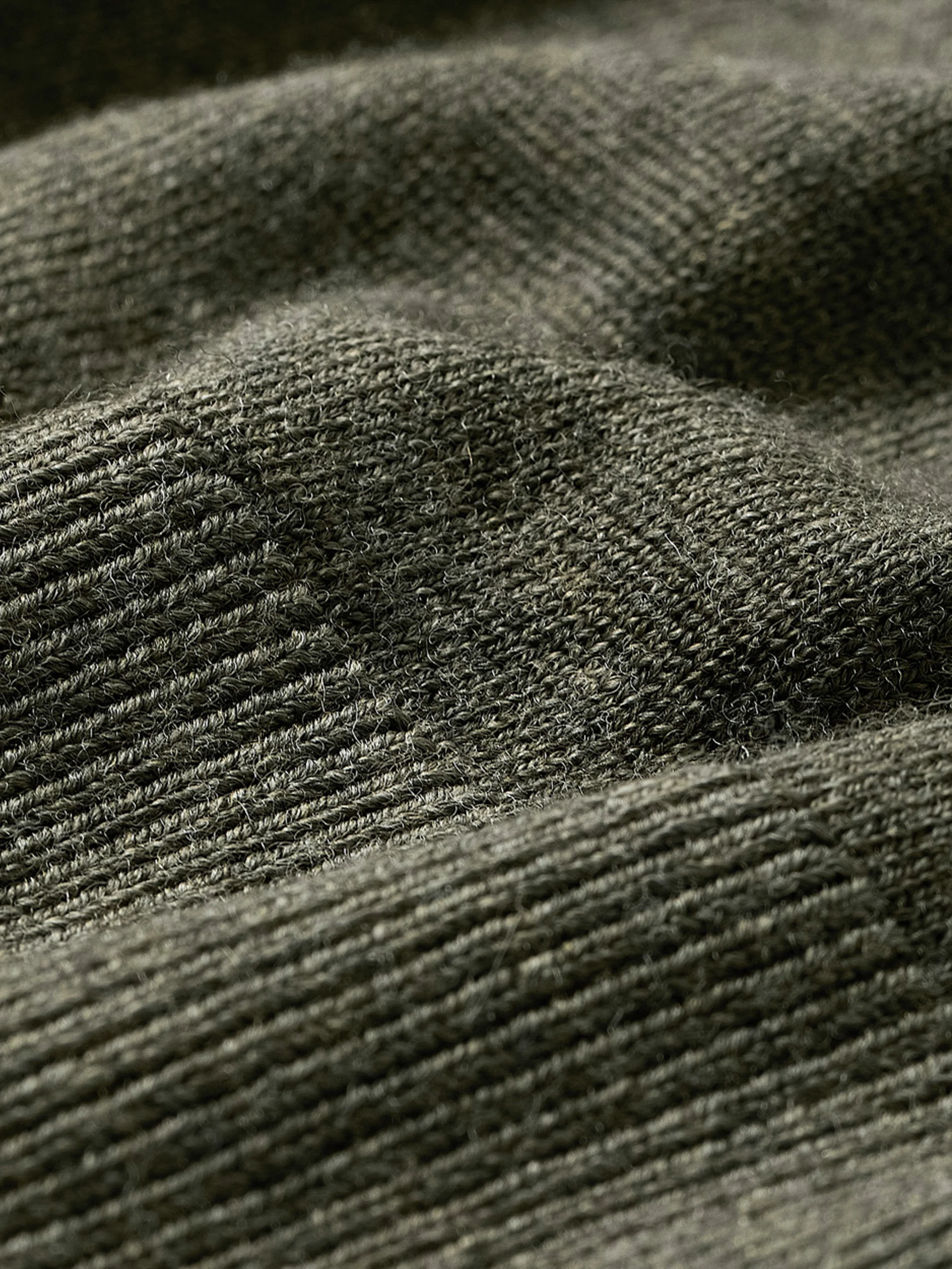 Merino-Wool Short-Sleeve Polo Sweater - Image 17