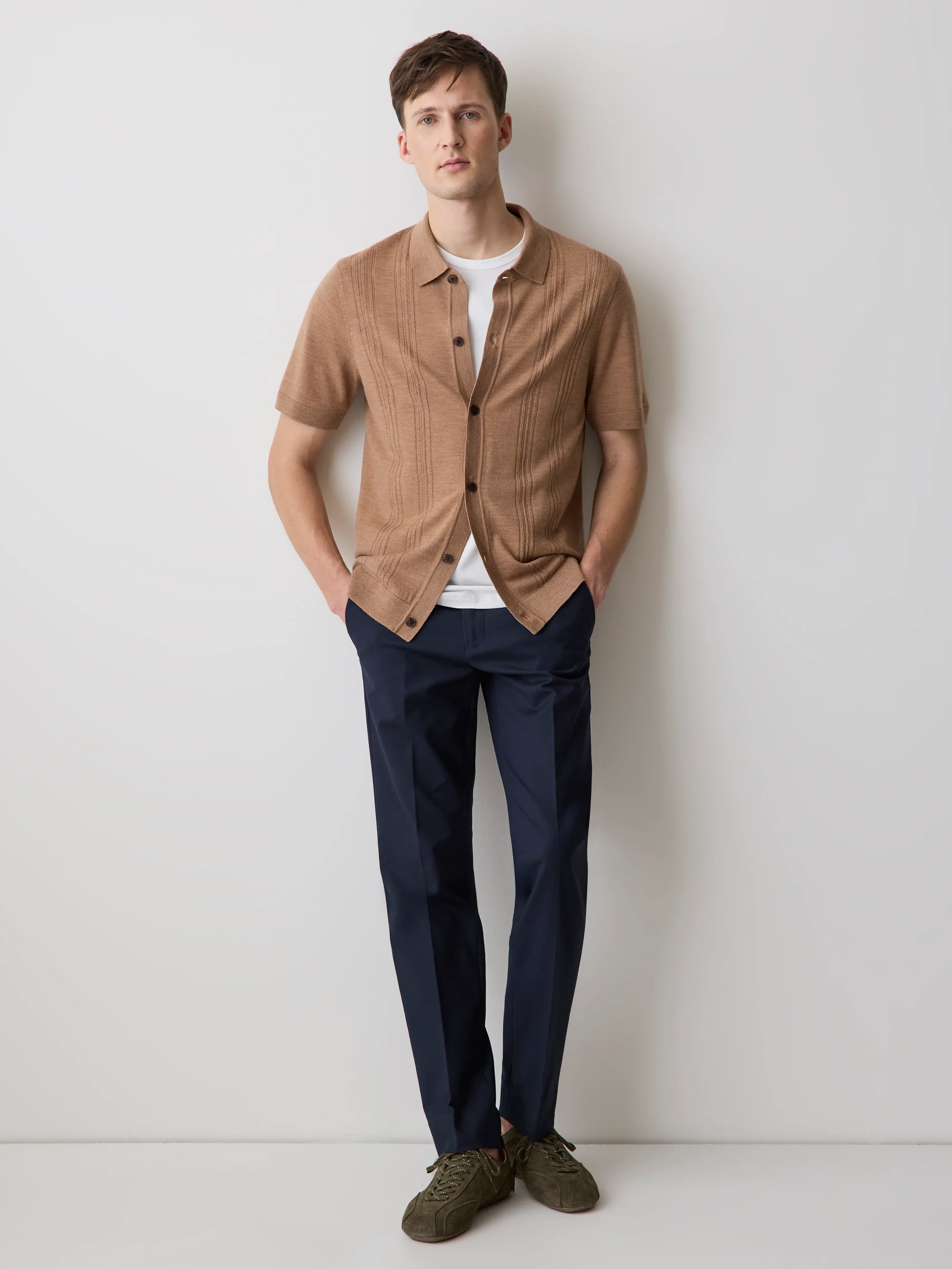 Merino-Wool Short-Sleeve Shirt-Collar Cardigan - Image 2