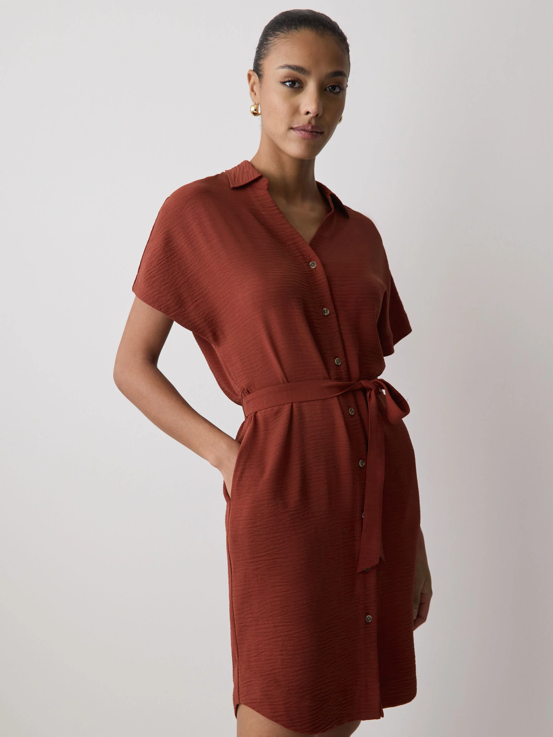 Short-Sleeve Buttoned-Down Midi Dress with Shirt Collar - Image 20