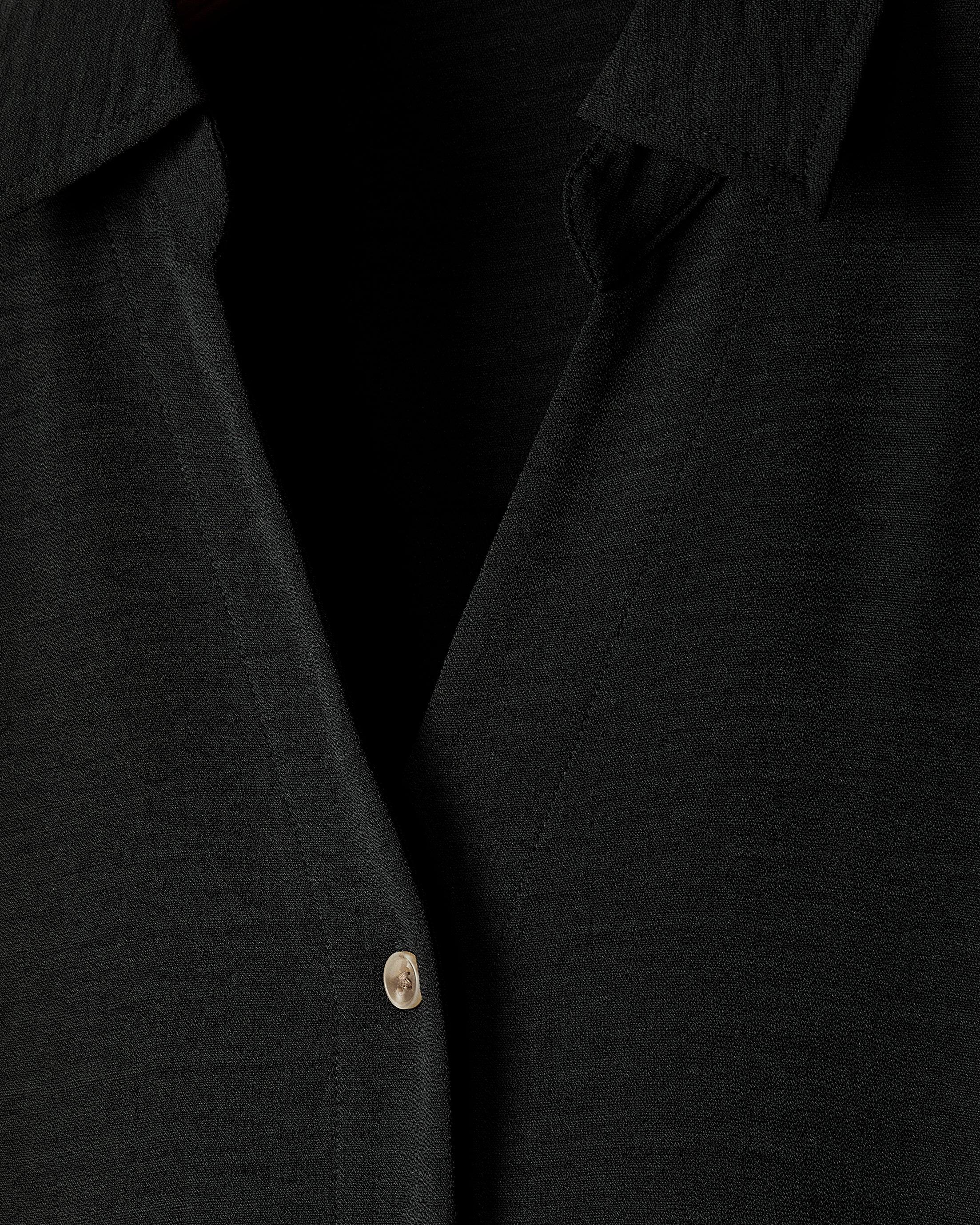 Short-Sleeve Buttoned-Down Midi Dress with Shirt Collar - Image 5