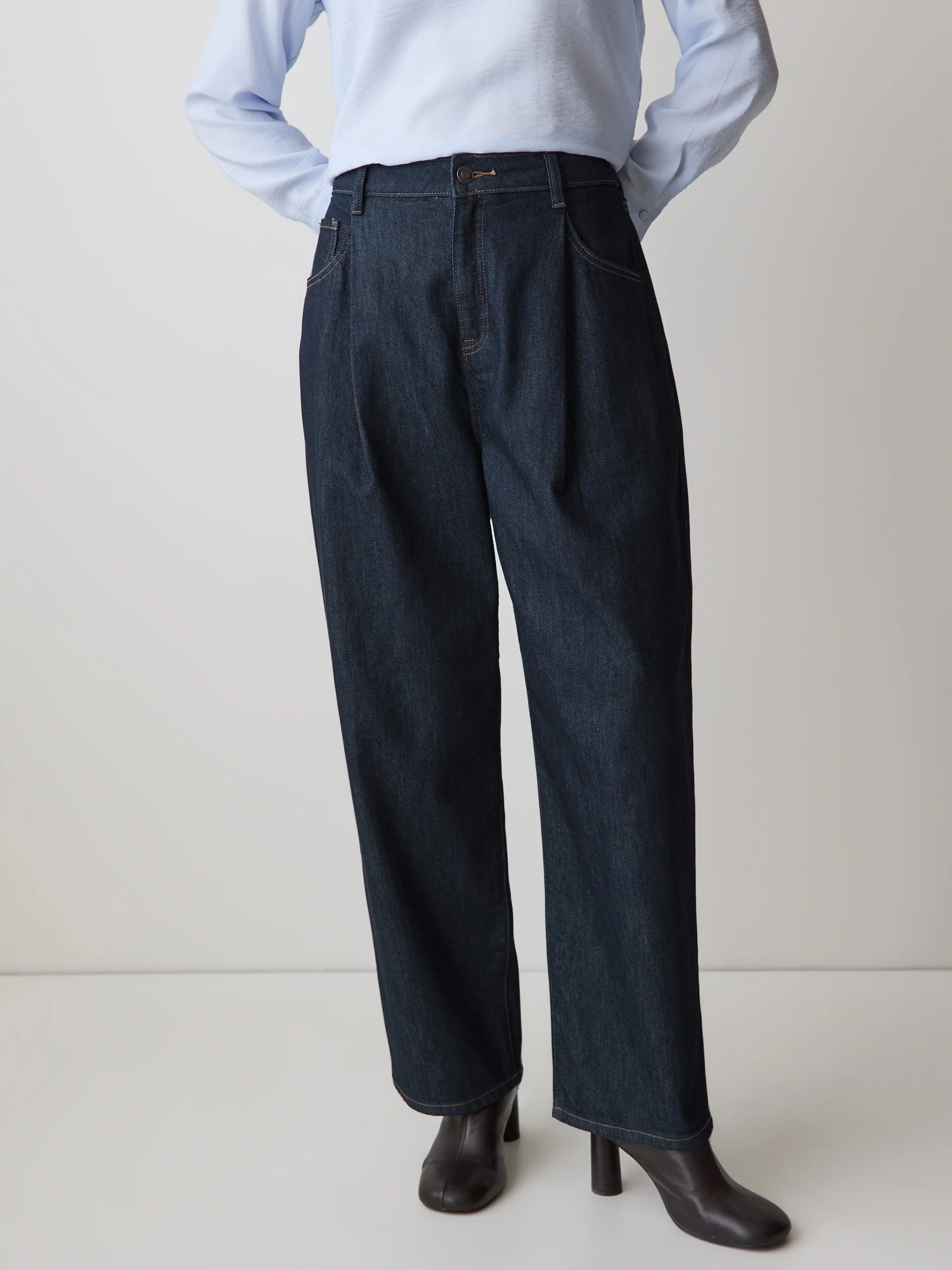 High-Rise Barrel Jeans - Image 3