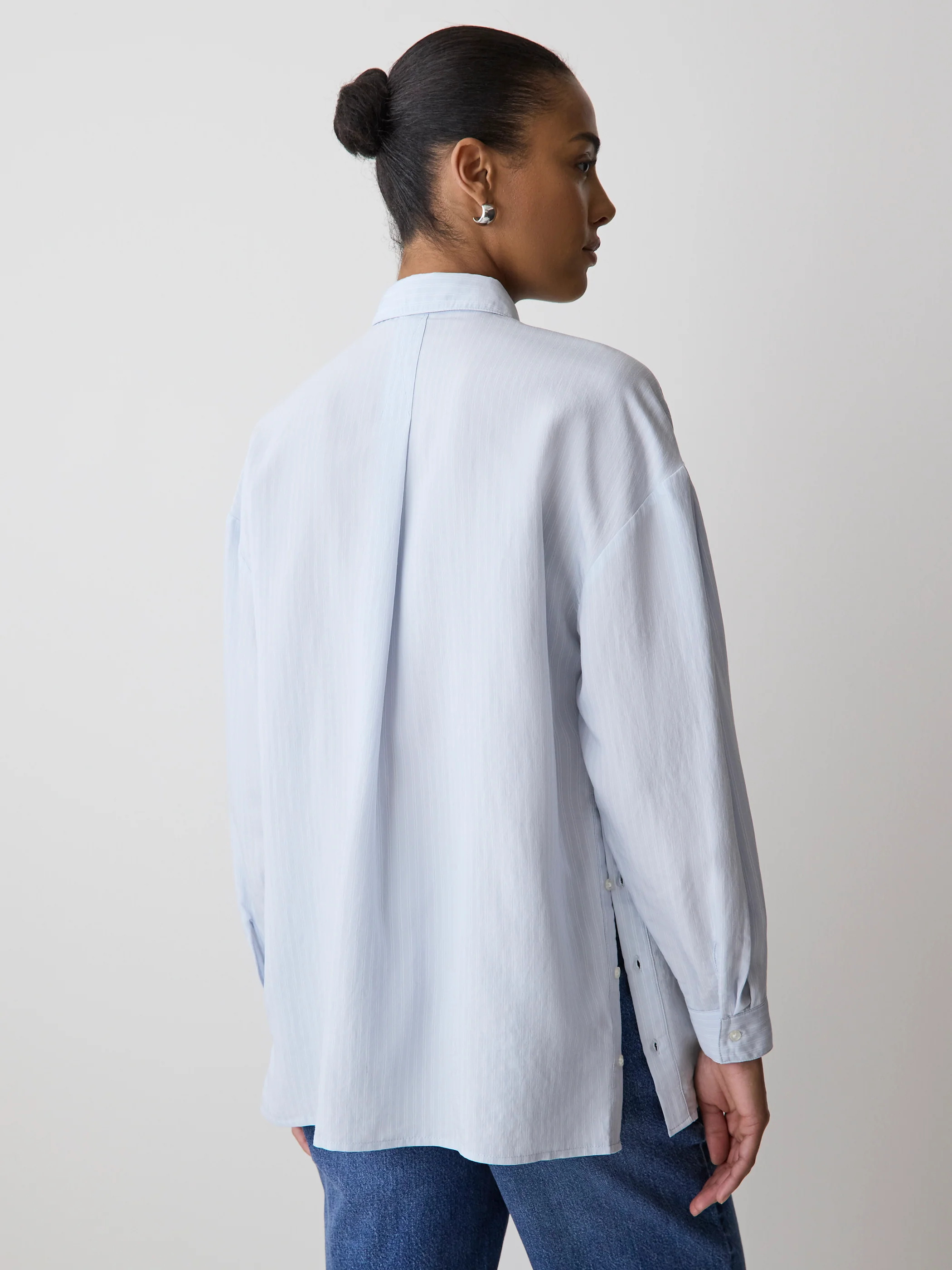Striped Long-Sleeve Buttoned-Down Blouse with Pockets - Image 9