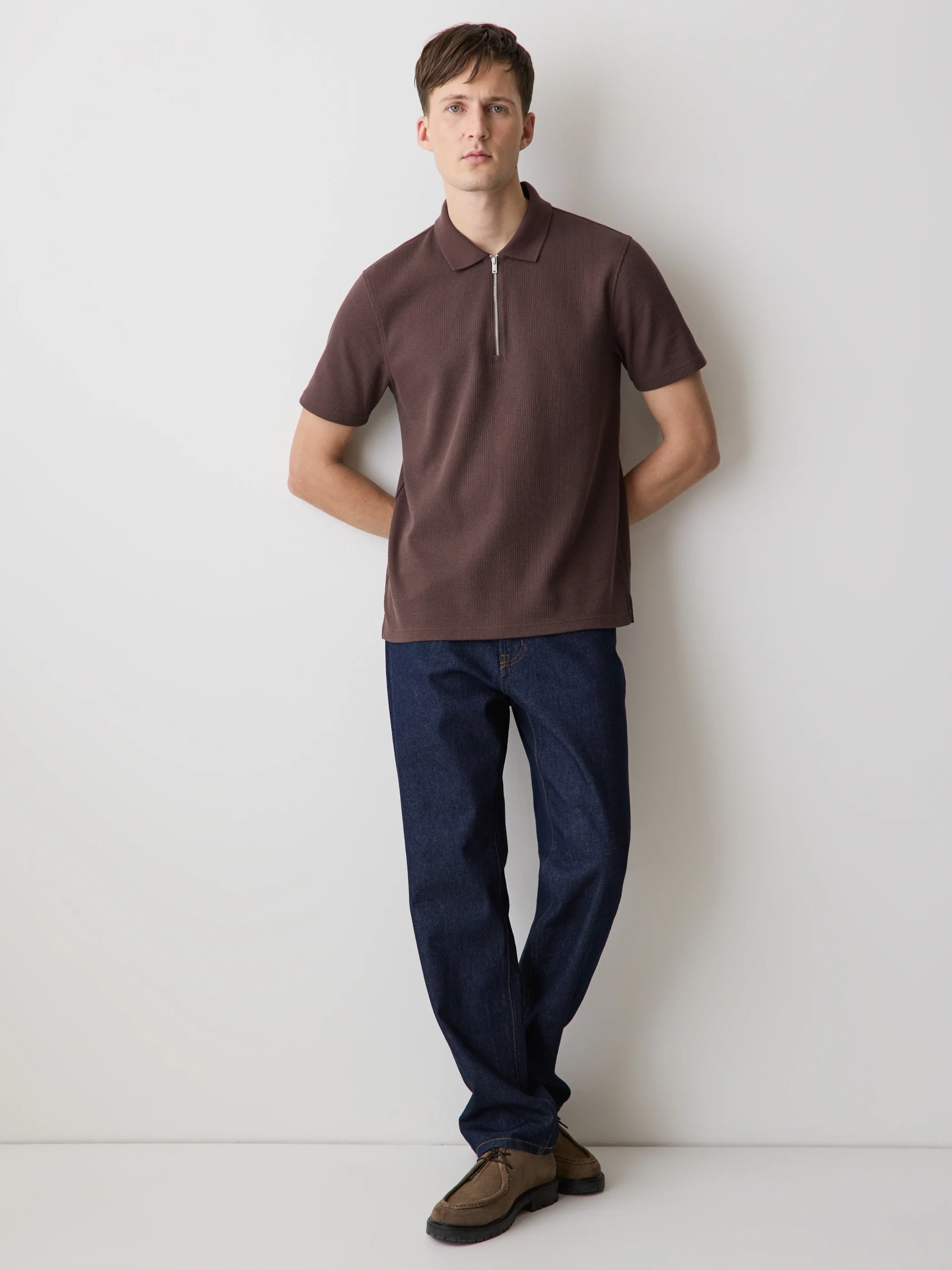 Short-Sleeve Ribbed Half-Zip Polo - Image 11