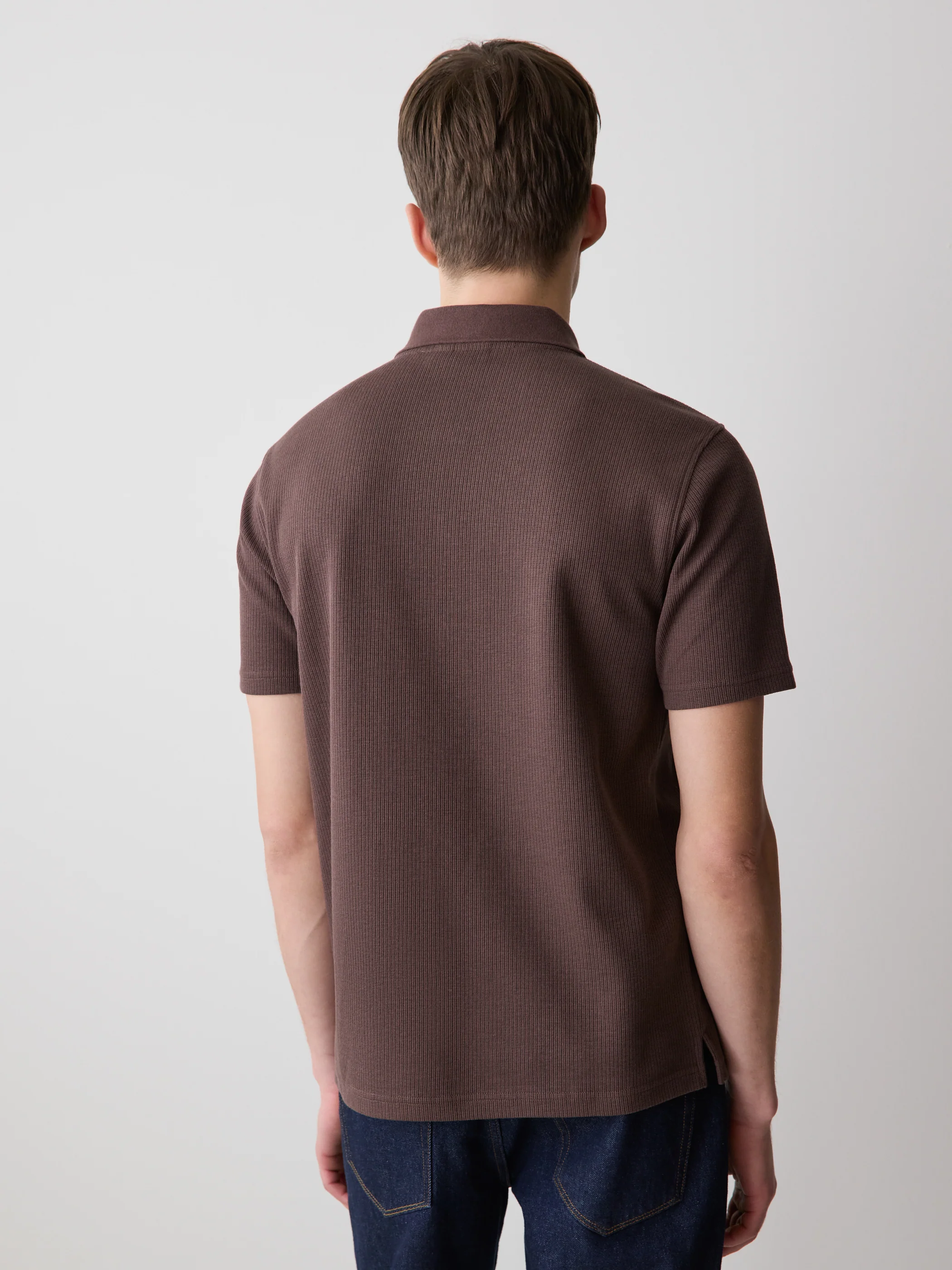 Short-Sleeve Ribbed Half-Zip Polo - Image 12