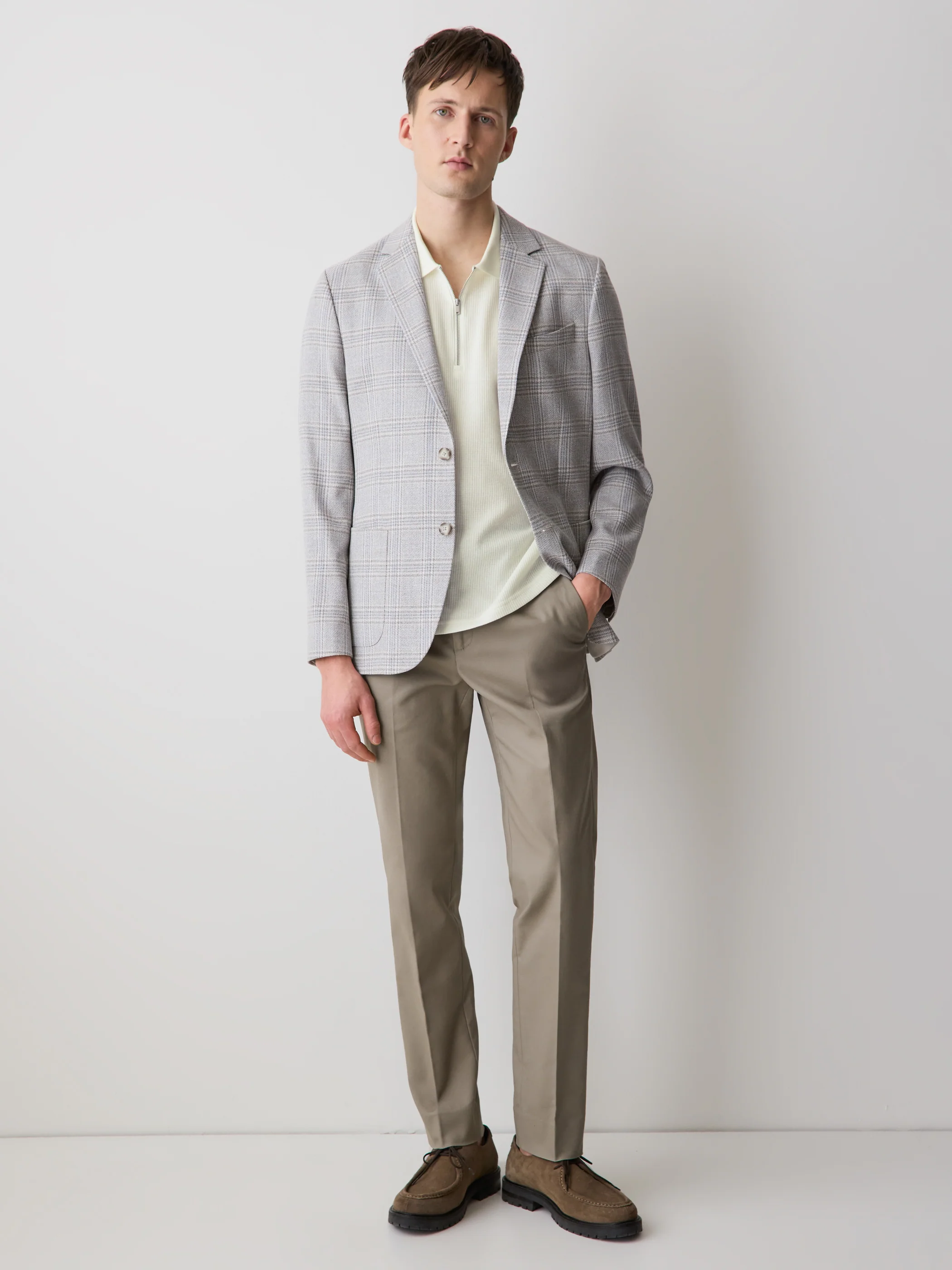 Short-Sleeve Ribbed Half-Zip Polo - Image 2