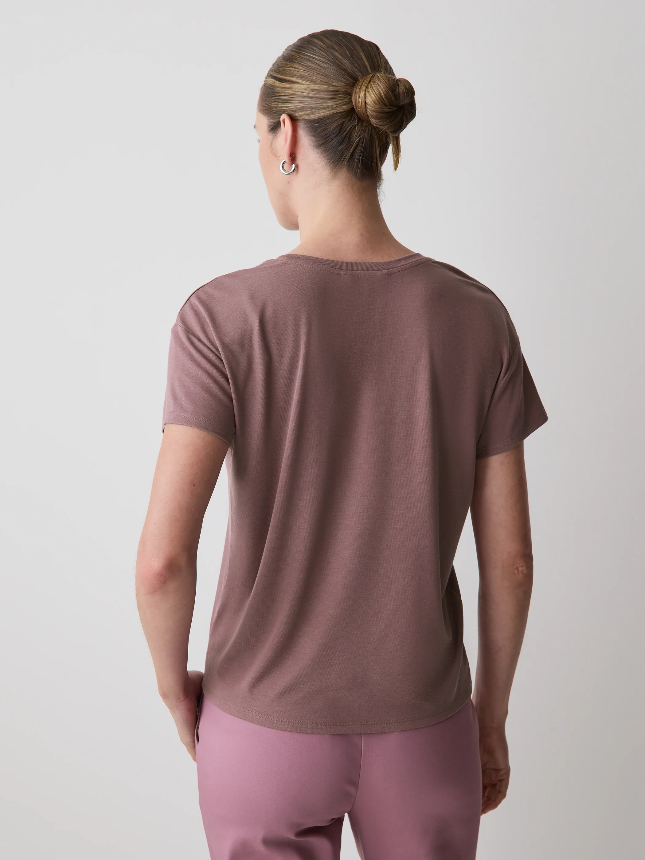 V-Neck Silk-Blend Tee - Image 13