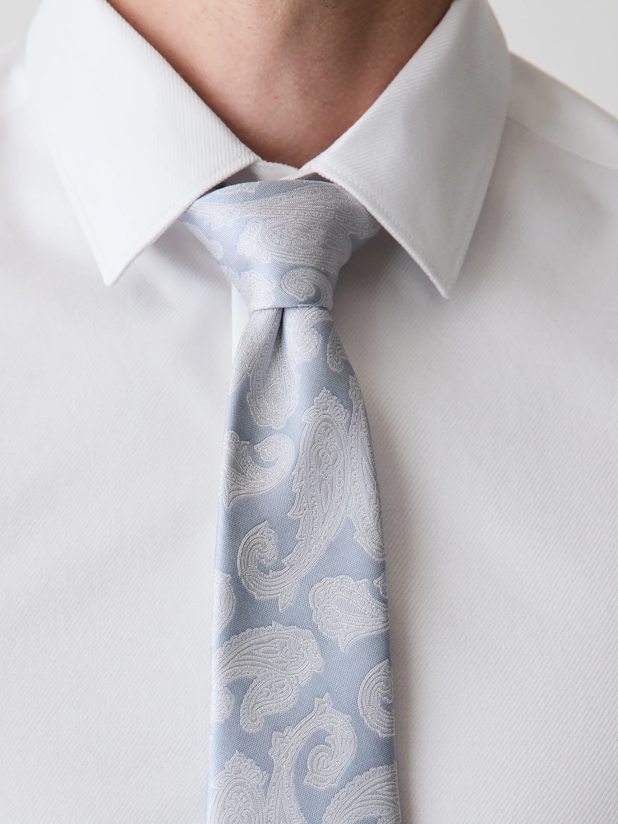 Skinny Tie with Paisley Pattern - Image 9