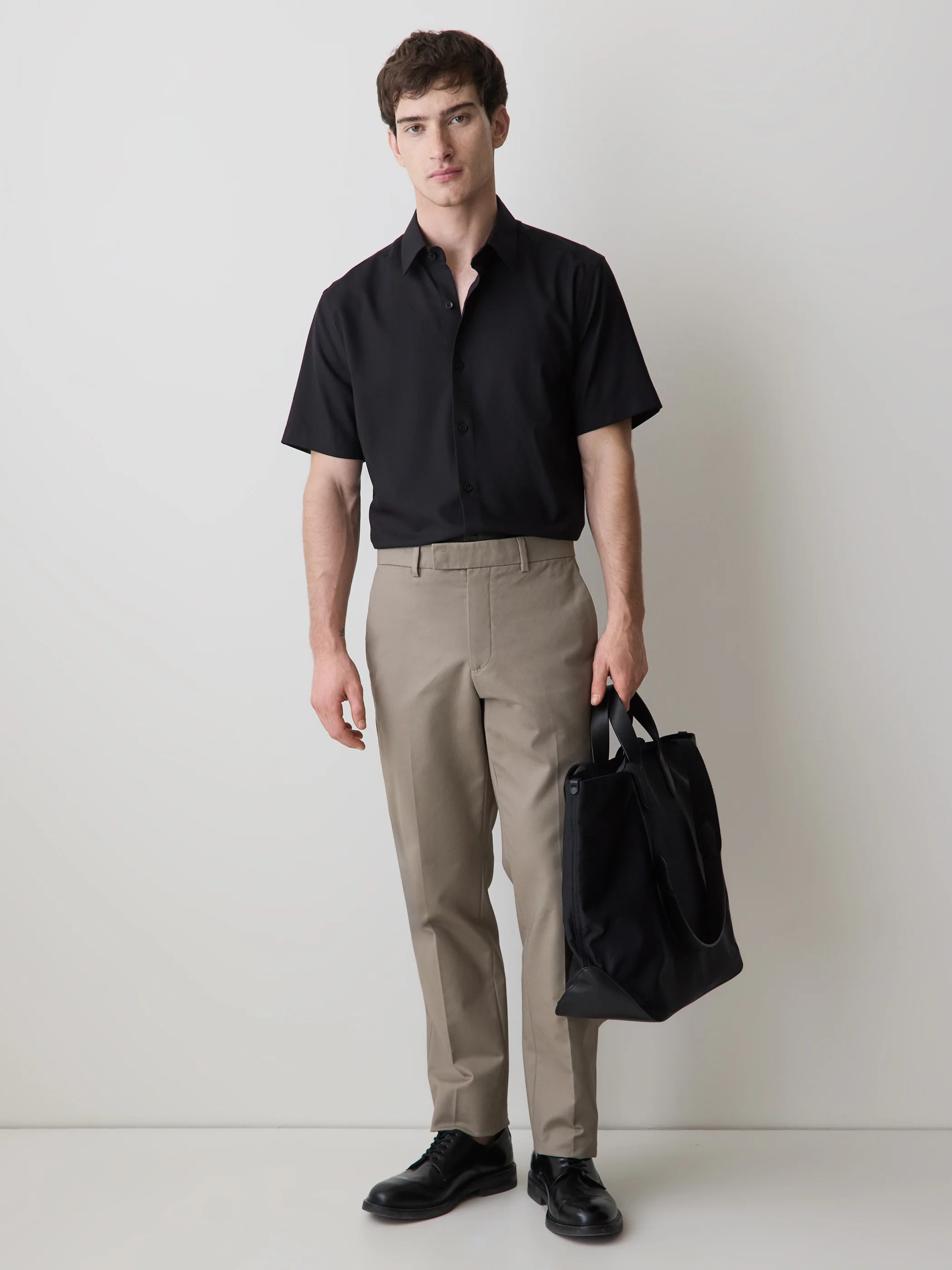 Short-Sleeve Slim Fit Knit-Like Dress Shirt - Image 2