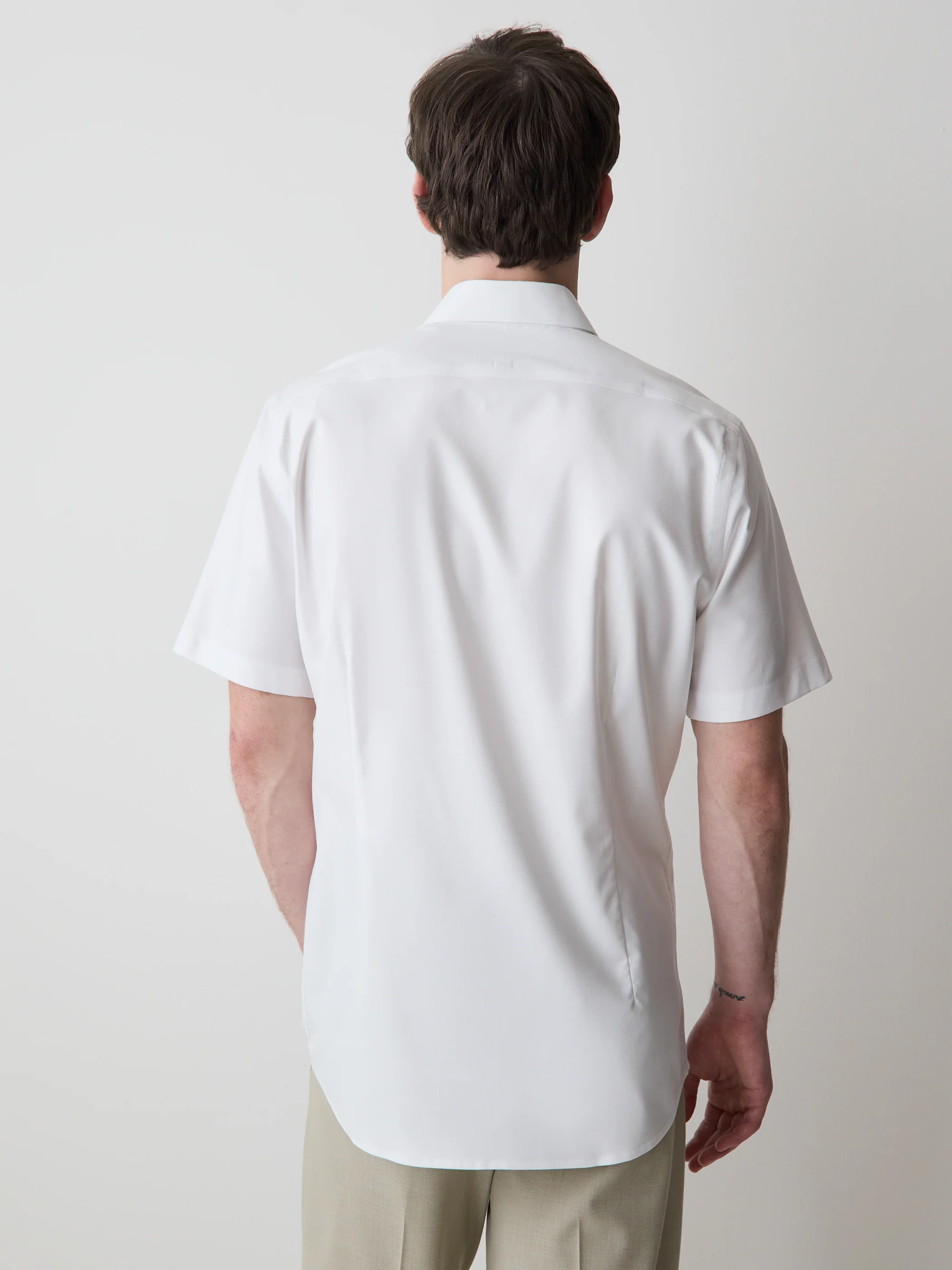Short-Sleeve Slim Fit Knit-Like Dress Shirt - Image 6