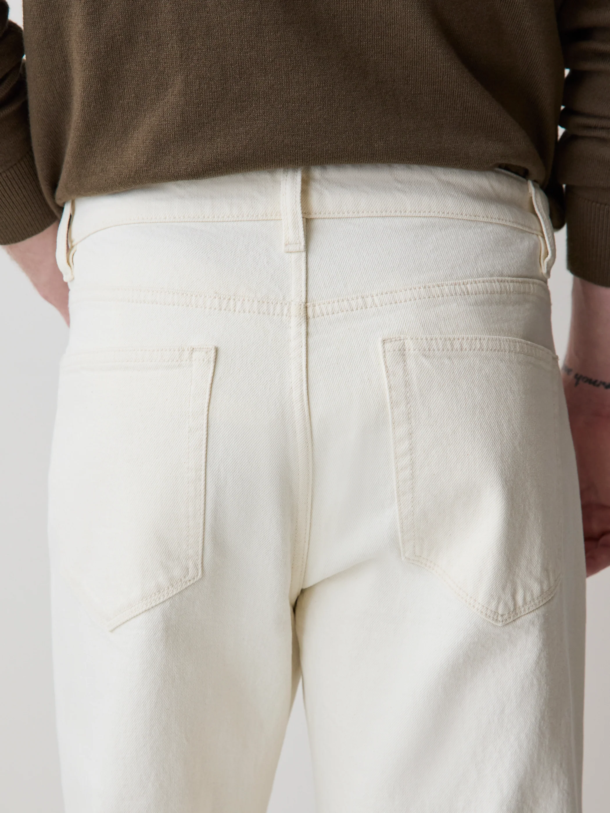 Straight-Leg Jeans - Image 5