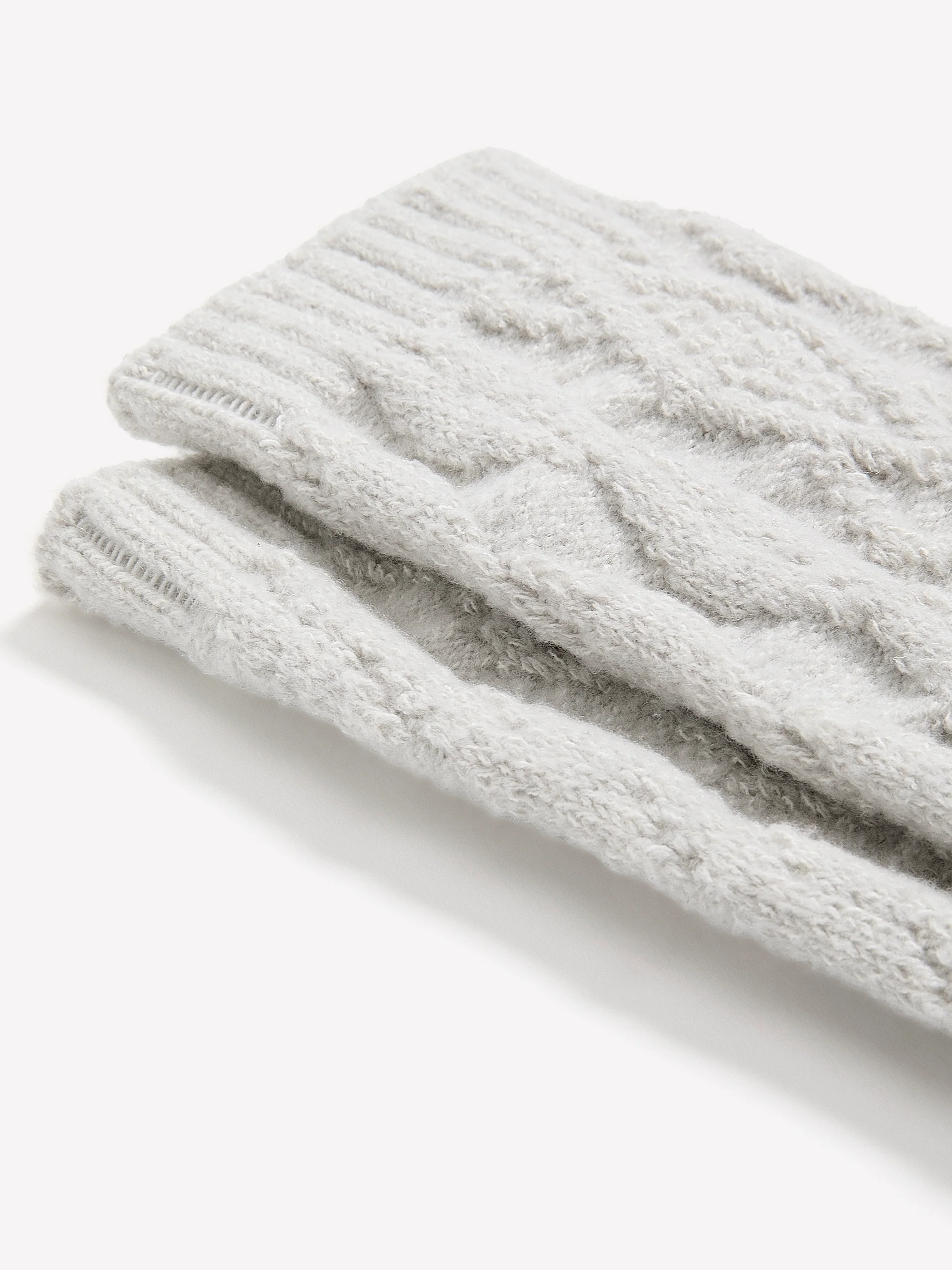 Super-Soft Crew Socks with Cable Stitches - Image 8
