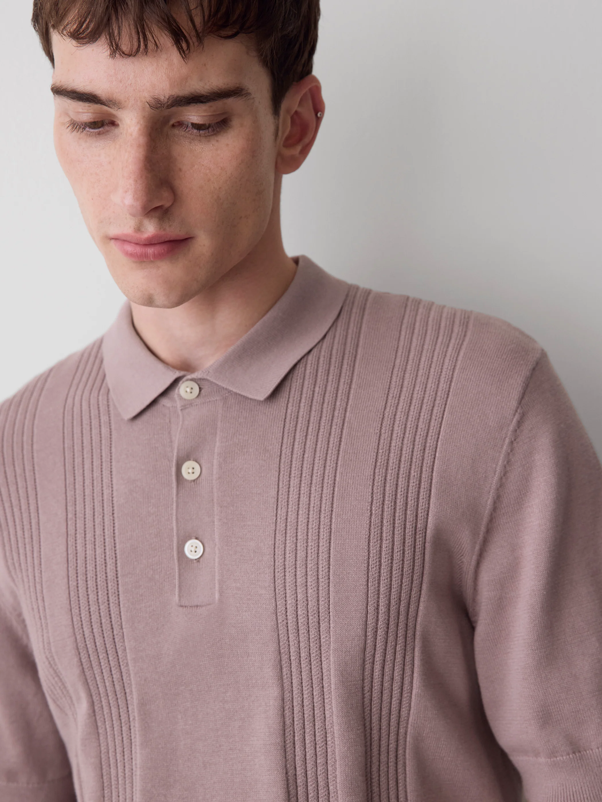 Short-Sleeve Cotton Polo with Vertical Stitches - Image 30