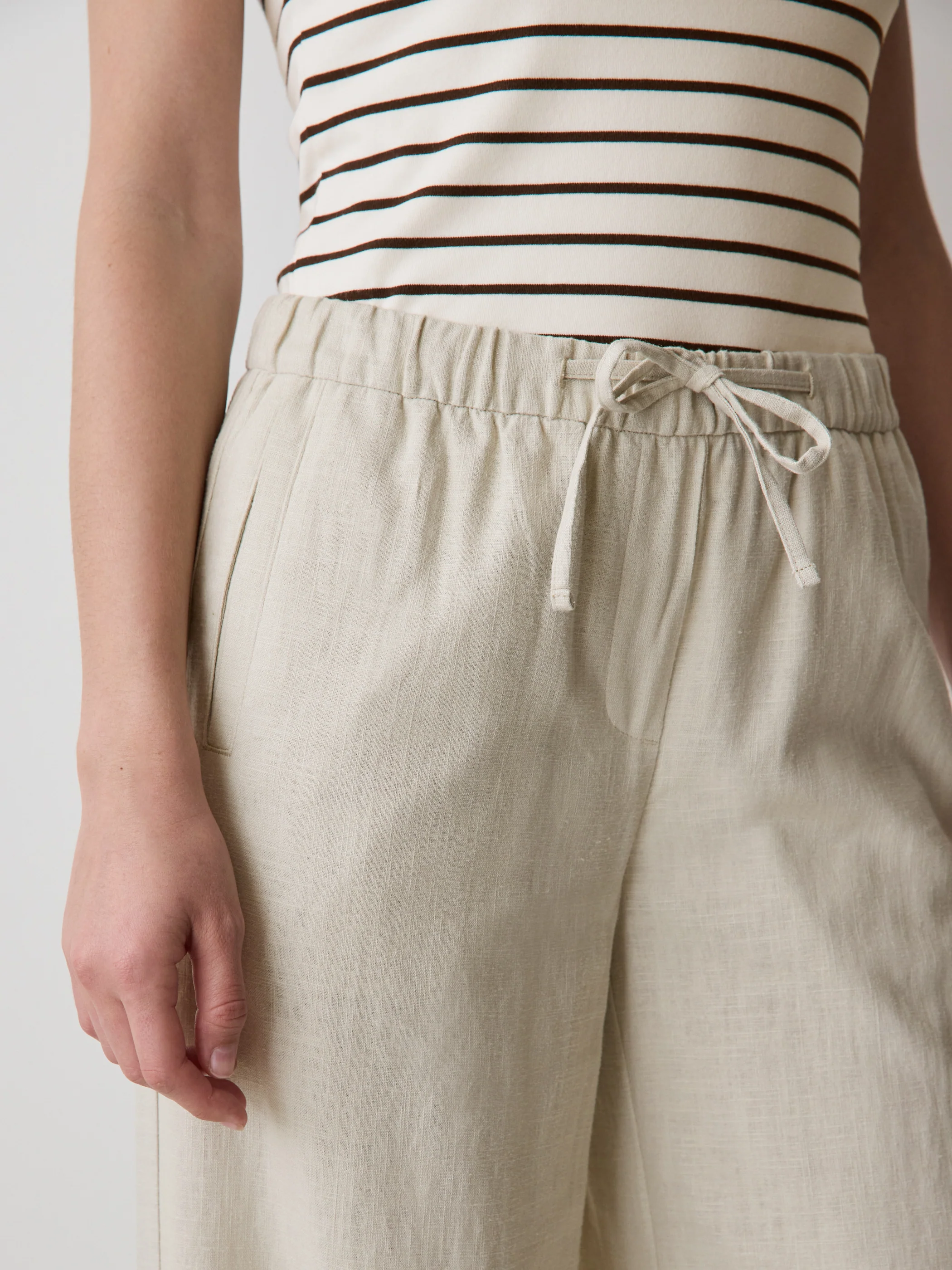 Linen Mid-Rise Wide-Leg Pant - Image 20