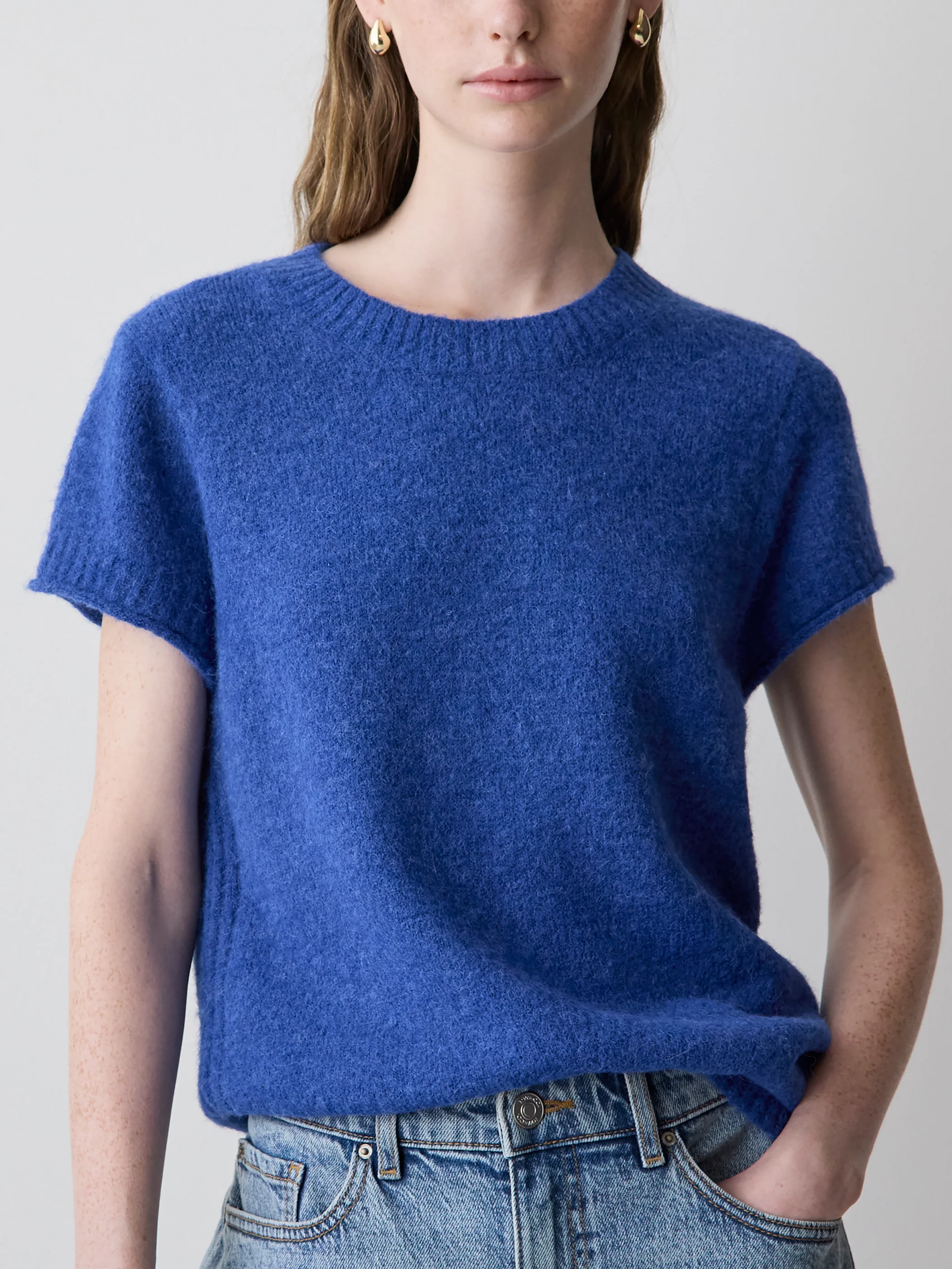 Wool-Blend Cap-Sleeve Crew-Neck Boxy Sweater - Image 9