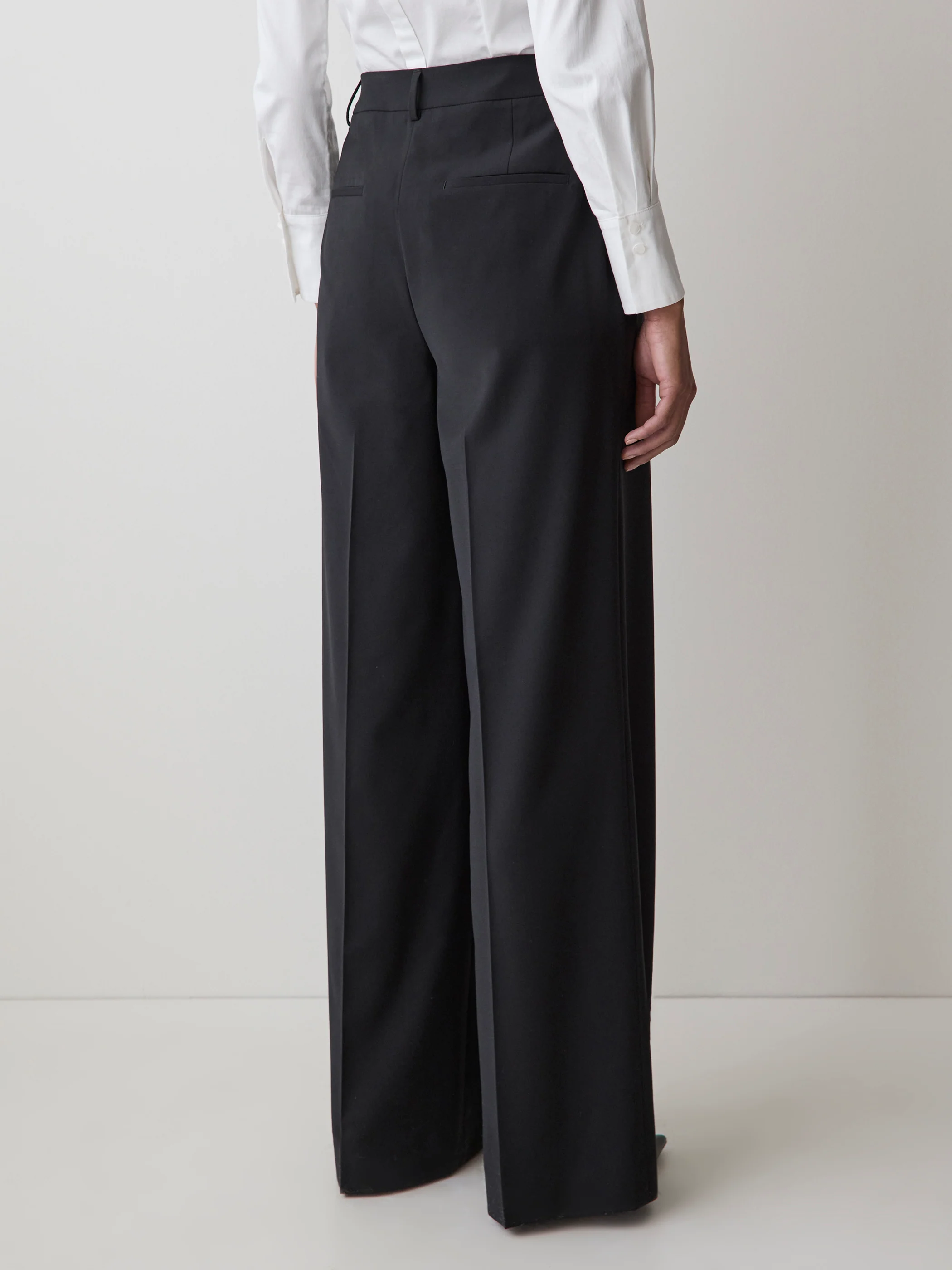 Black High-Rise Wide-Leg Wool-Blend Pant - Image 3