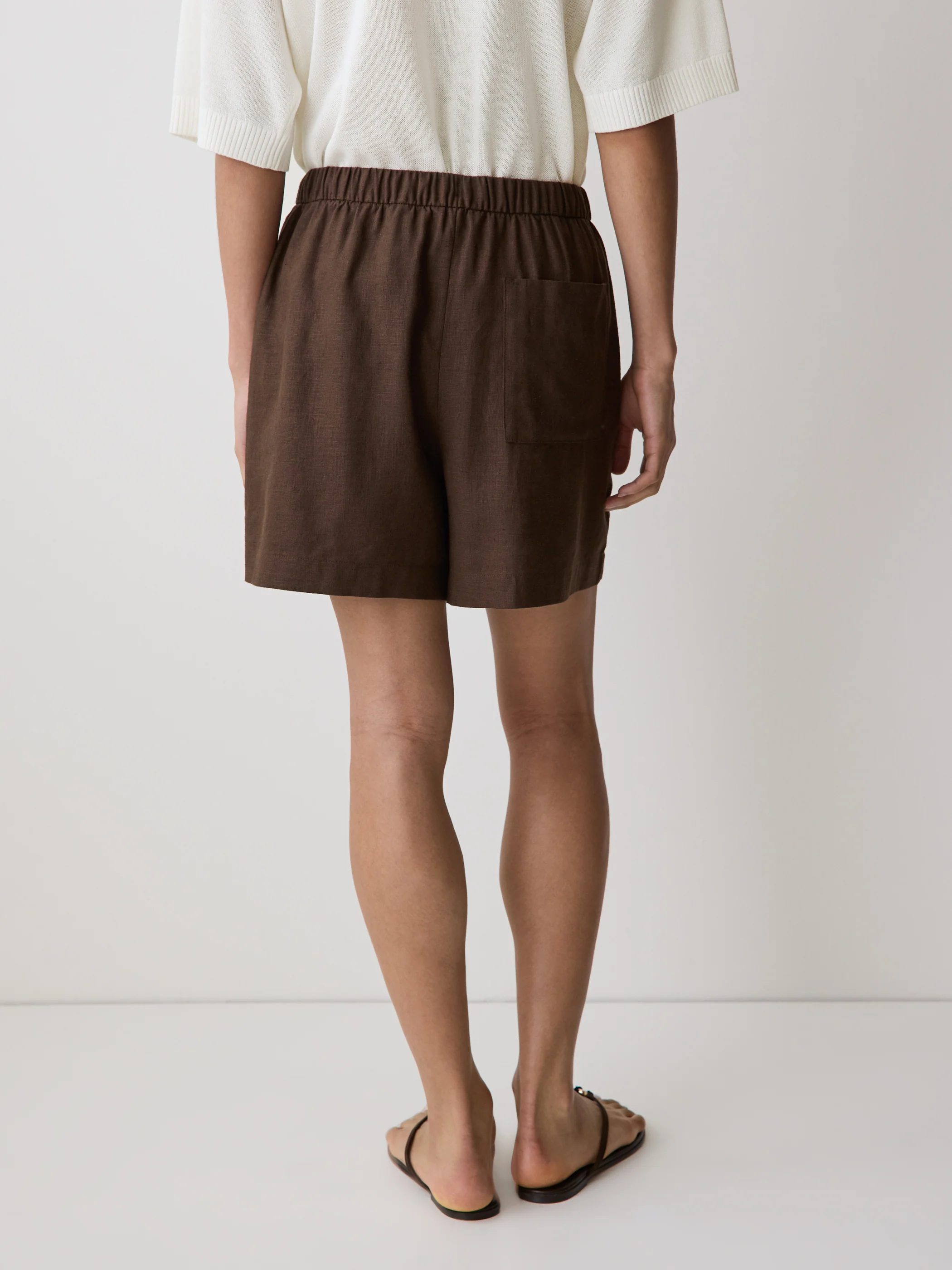 Linen-Blend Mid-Rise Pull-On Short - Image 9