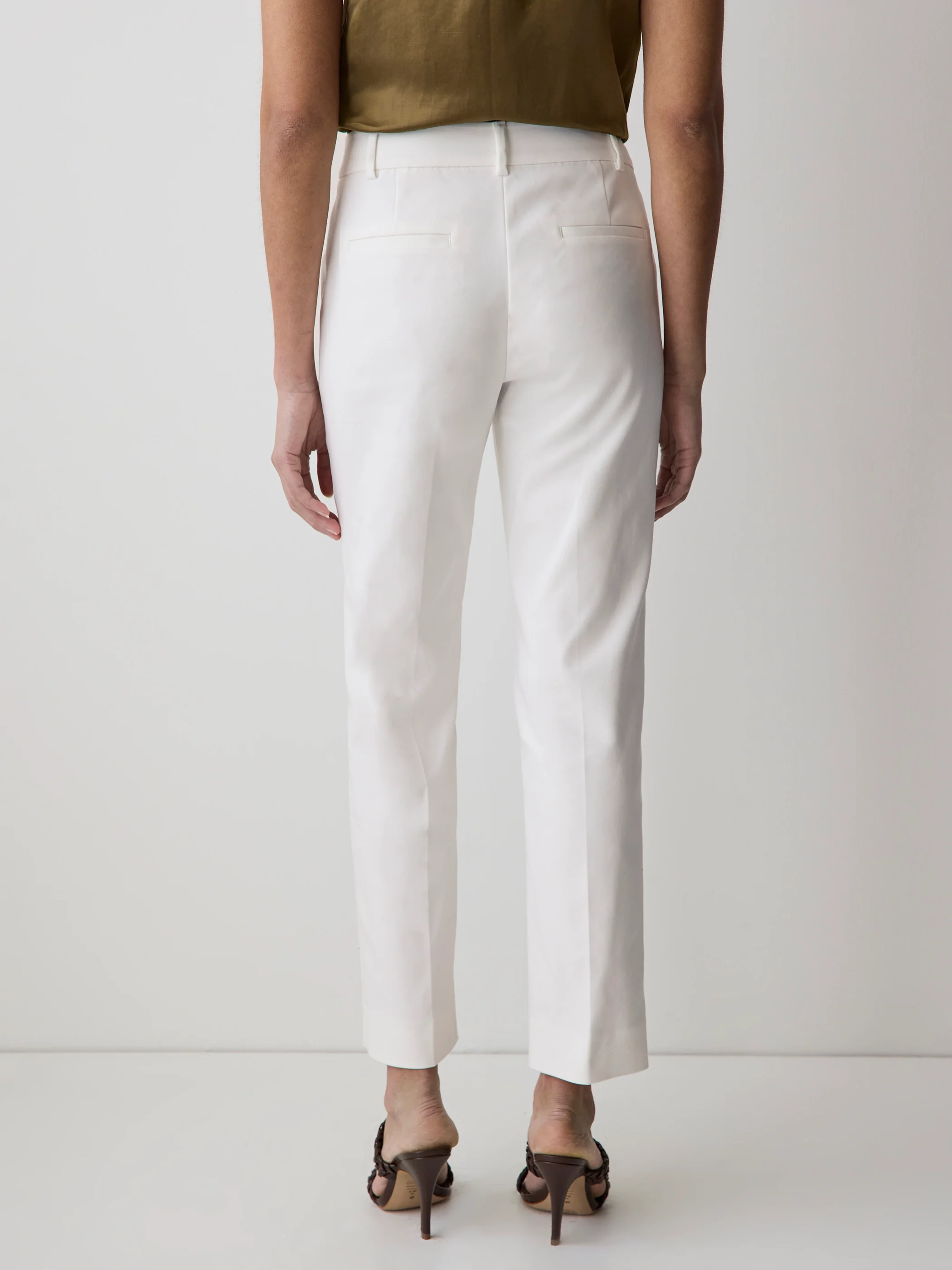 Limitless Straight-Leg Mid-Rise Ankle Pant - Image 3