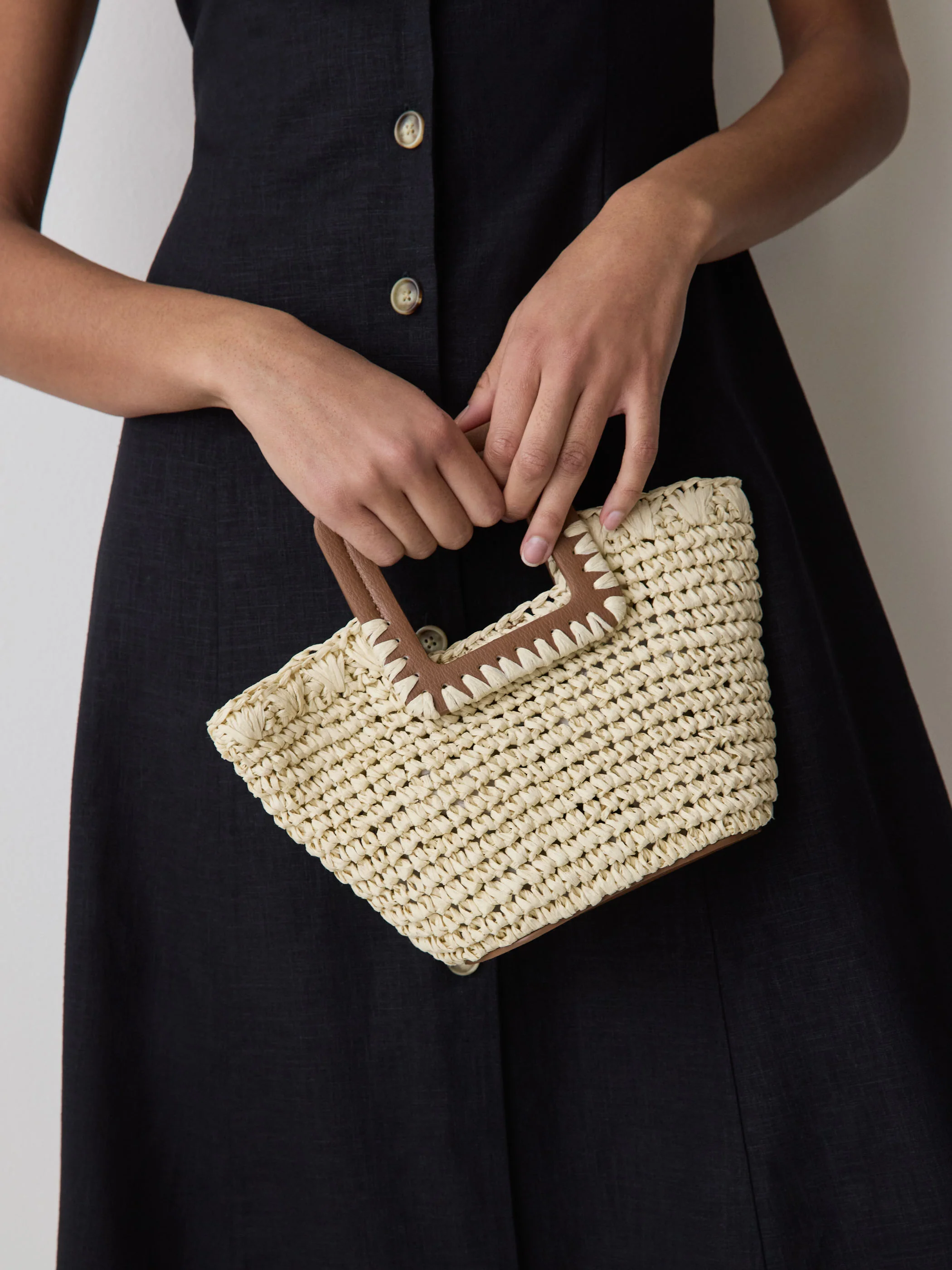 Straw Handbag with Square Handle - Image 5