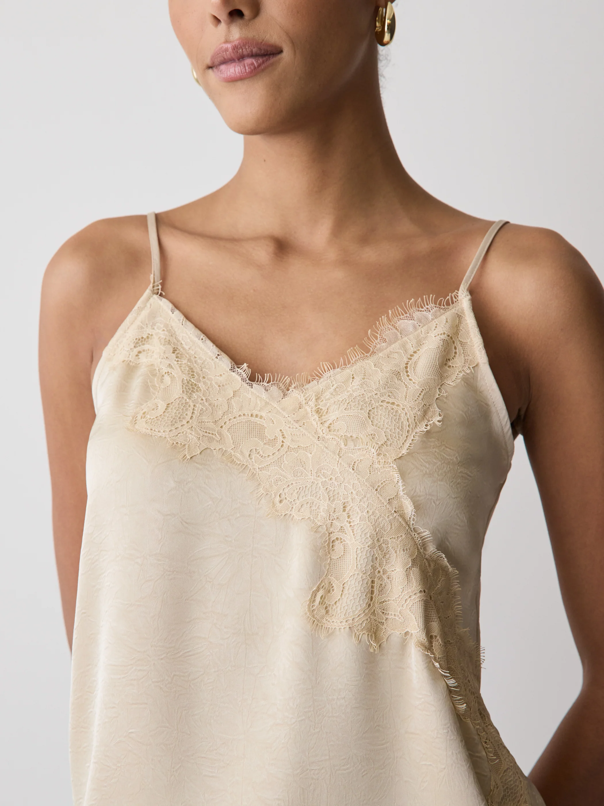 Sleeveless V-Neck Satin Blouse with Lace Trim - Image 10